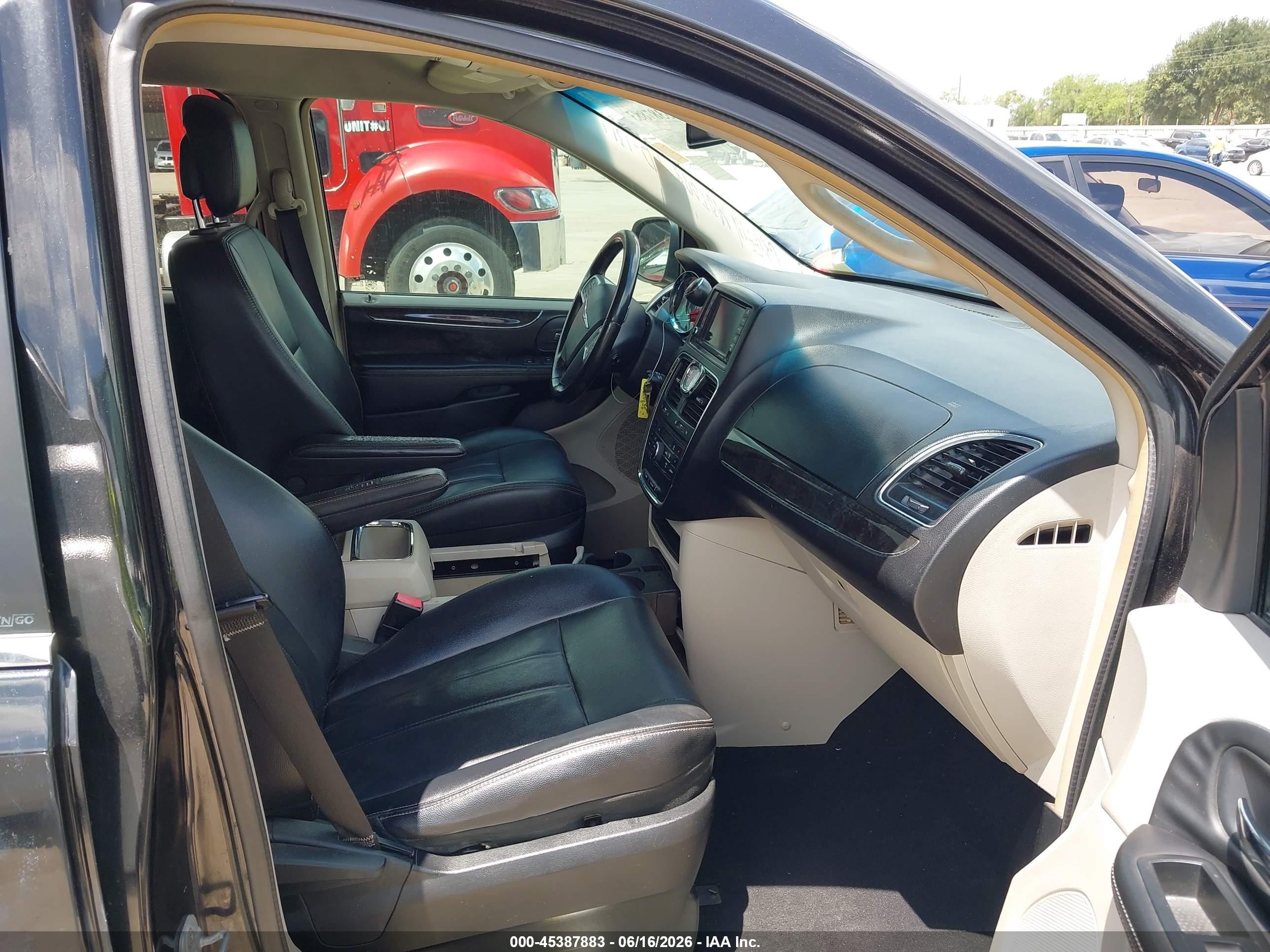 2013 Chrysler Town & Country Touring Черный vin: 2C4RC1BG0DR683988