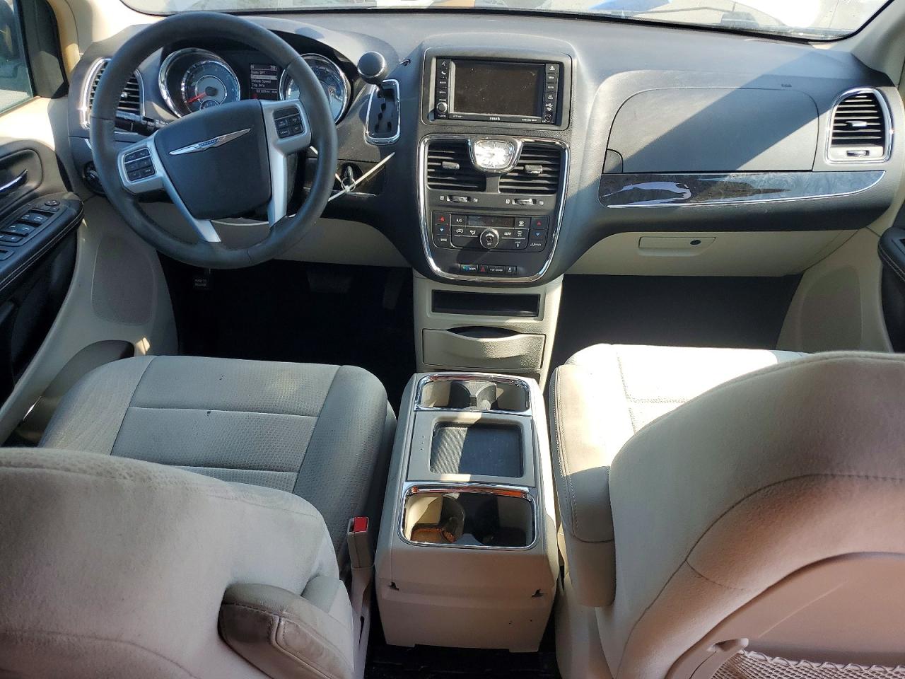 2013 Chrysler Town & Country Touring Silver vin: 2C4RC1BG0DR713734
