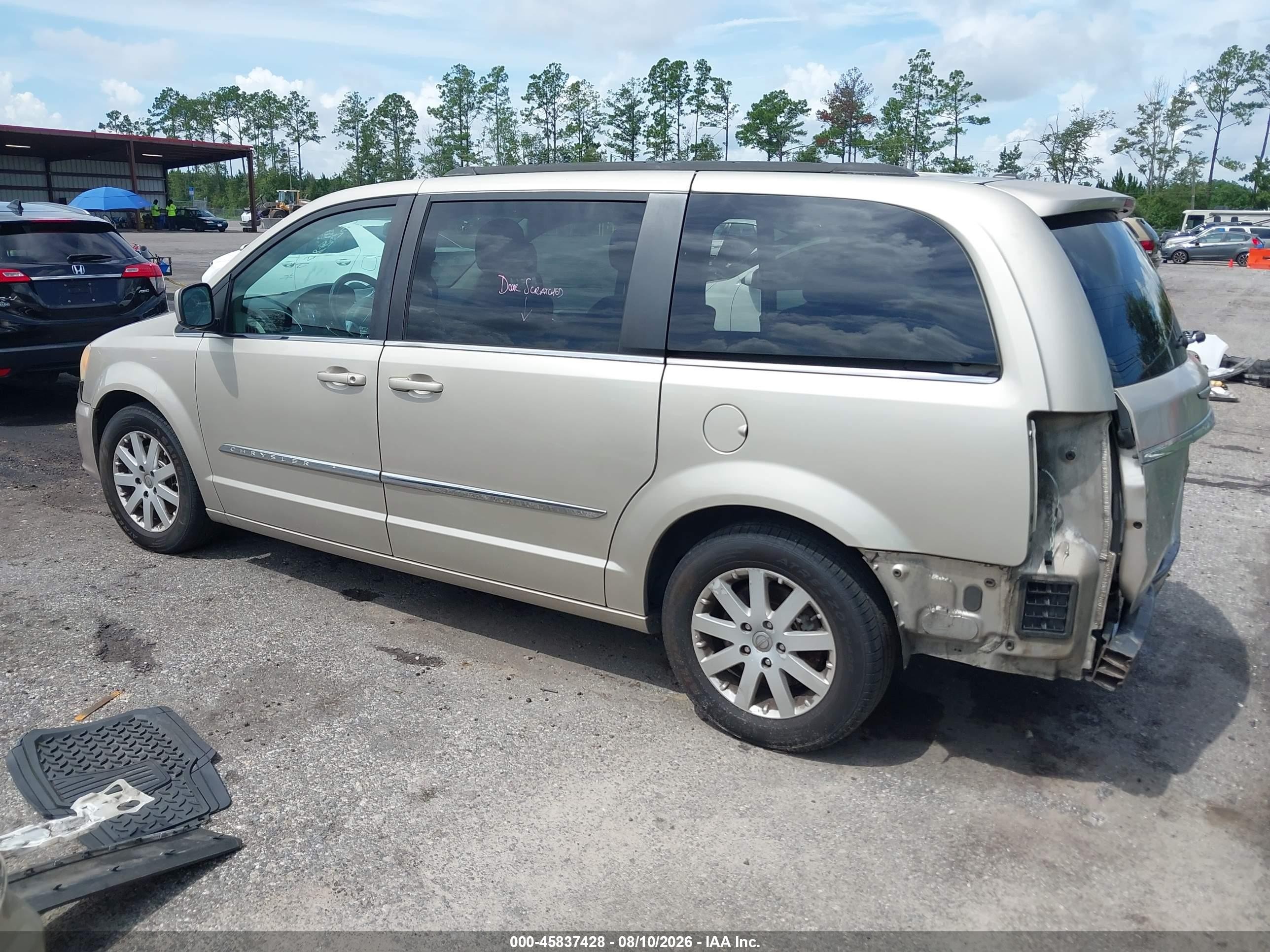 2013 Chrysler Town & Country Touring Champagne vin: 2C4RC1BG0DR745227