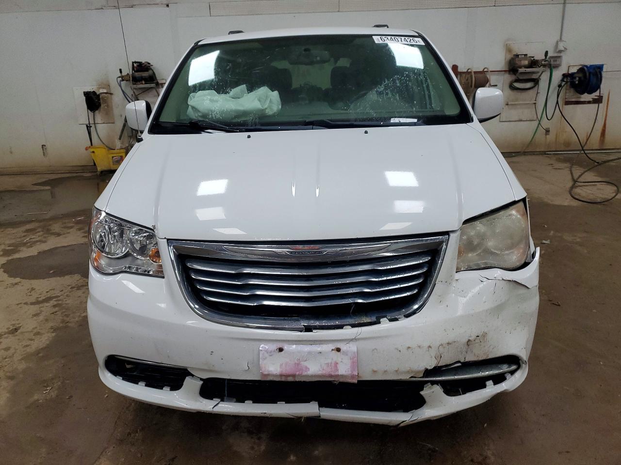 2013 Chrysler Town & Country Touring Белый vin: 2C4RC1BG0DR820931