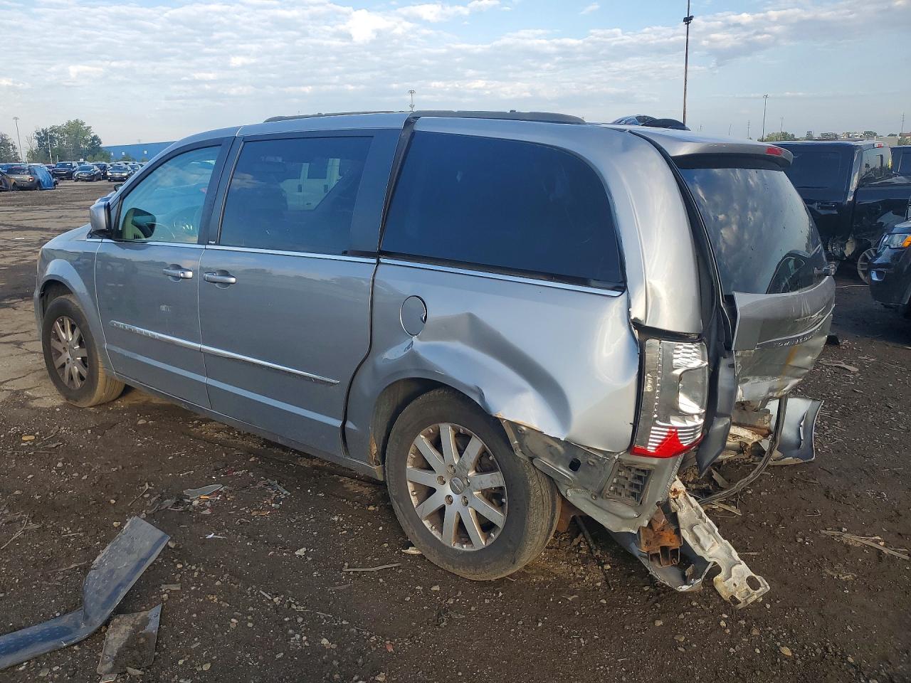 2014 Chrysler Town & Country Touring Серебряный vin: 2C4RC1BG0ER144174