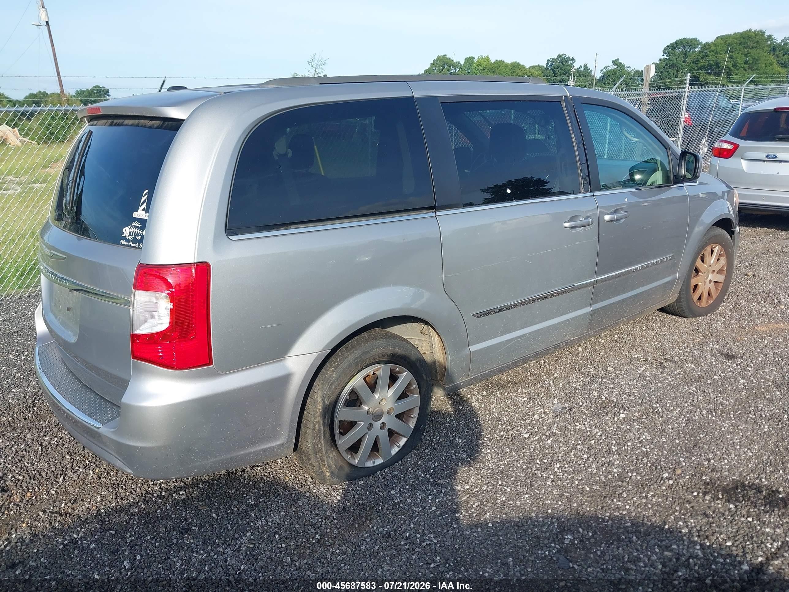 2014 Chrysler Town & Country Touring Silver vin: 2C4RC1BG0ER208200