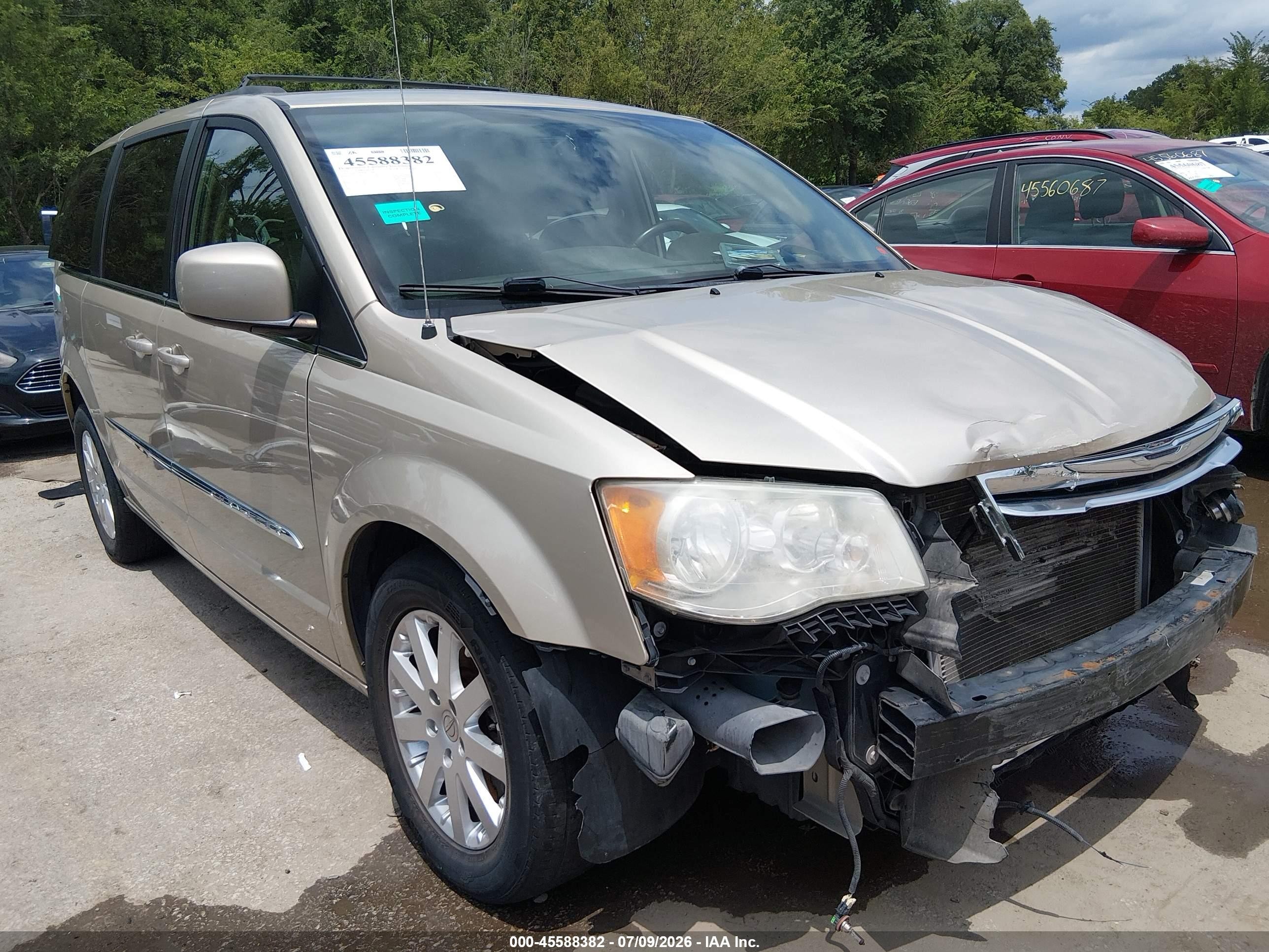 2014 Chrysler Town & Country Touring Champagne vin: 2C4RC1BG0ER232366