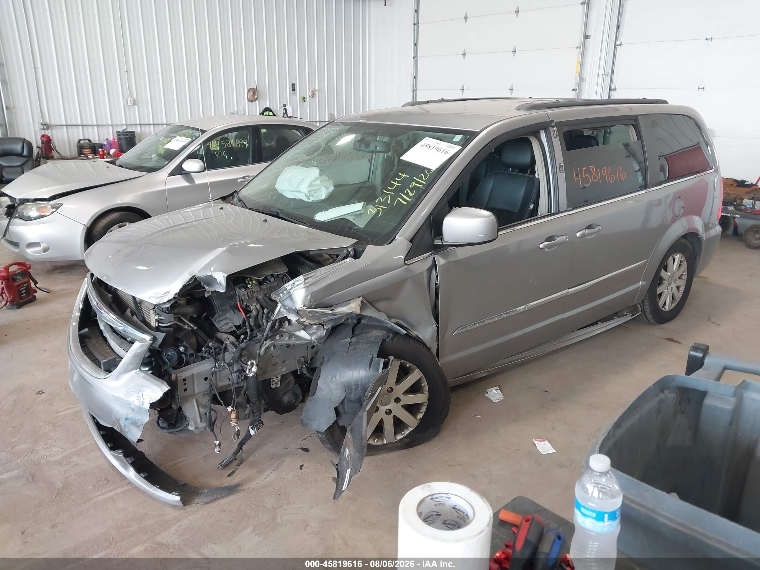 2014 Chrysler Town & Country Touring Gray vin: 2C4RC1BG0ER292678