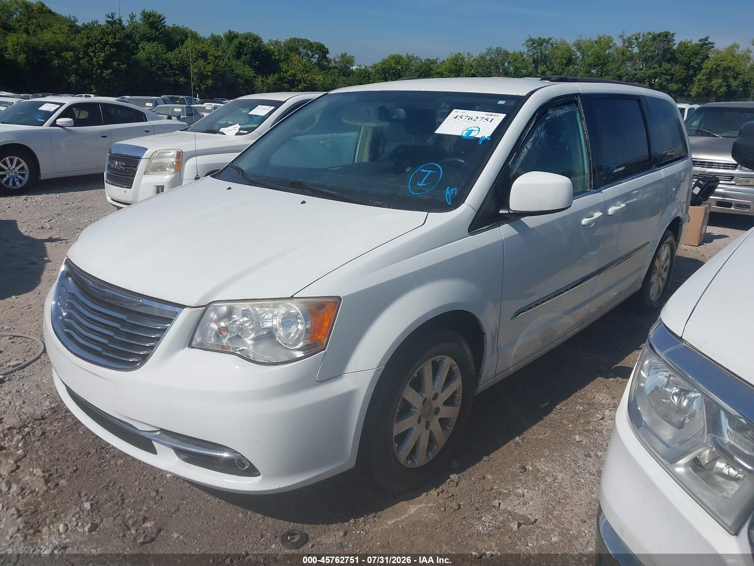 2014 Chrysler Town & Country Touring White vin: 2C4RC1BG0ER443776