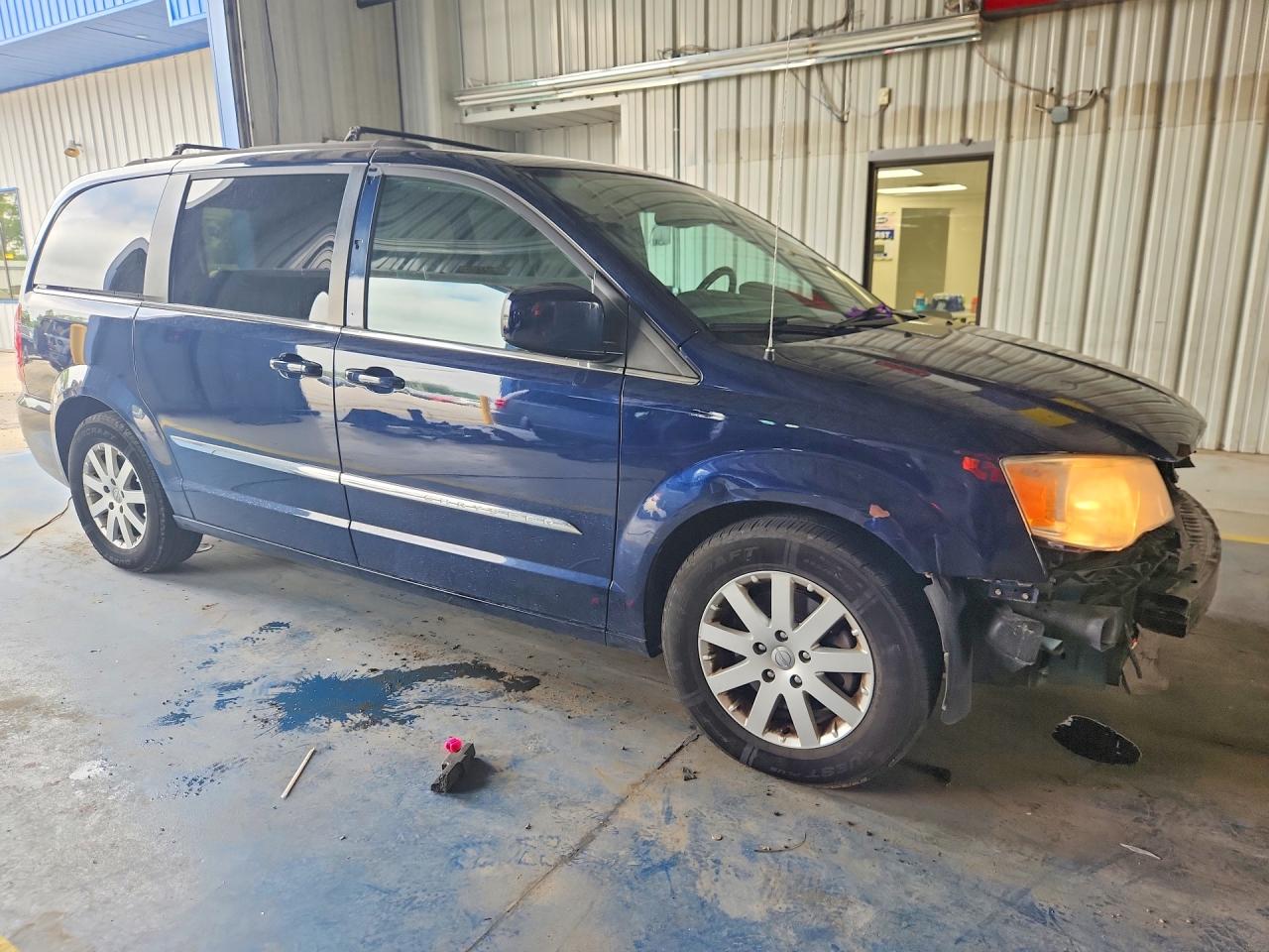 2014 Chrysler Town & Country Touring Blue vin: 2C4RC1BG0ER454048