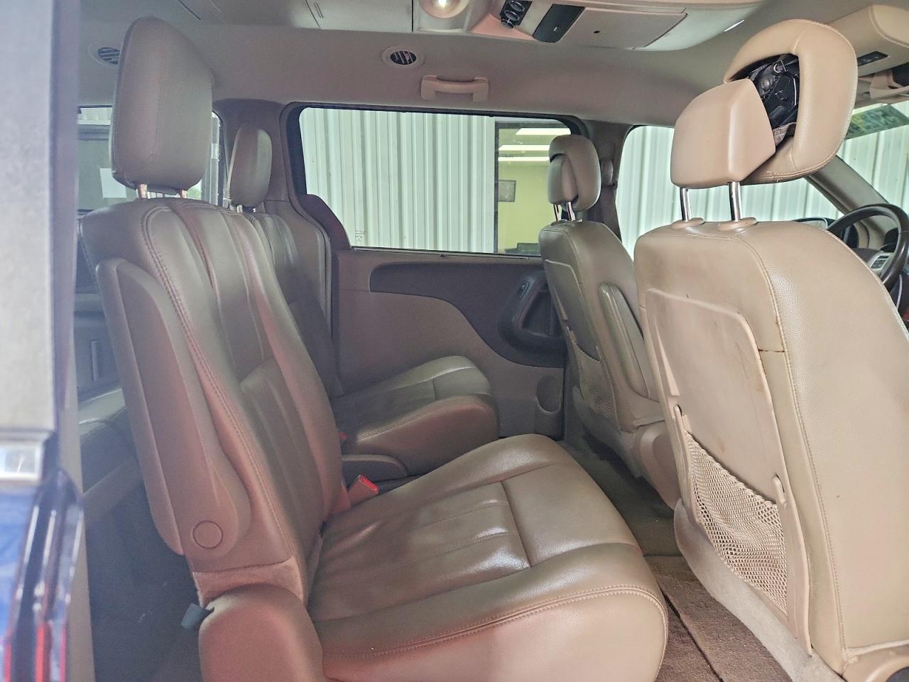 2014 Chrysler Town & Country Touring Blue vin: 2C4RC1BG0ER454048