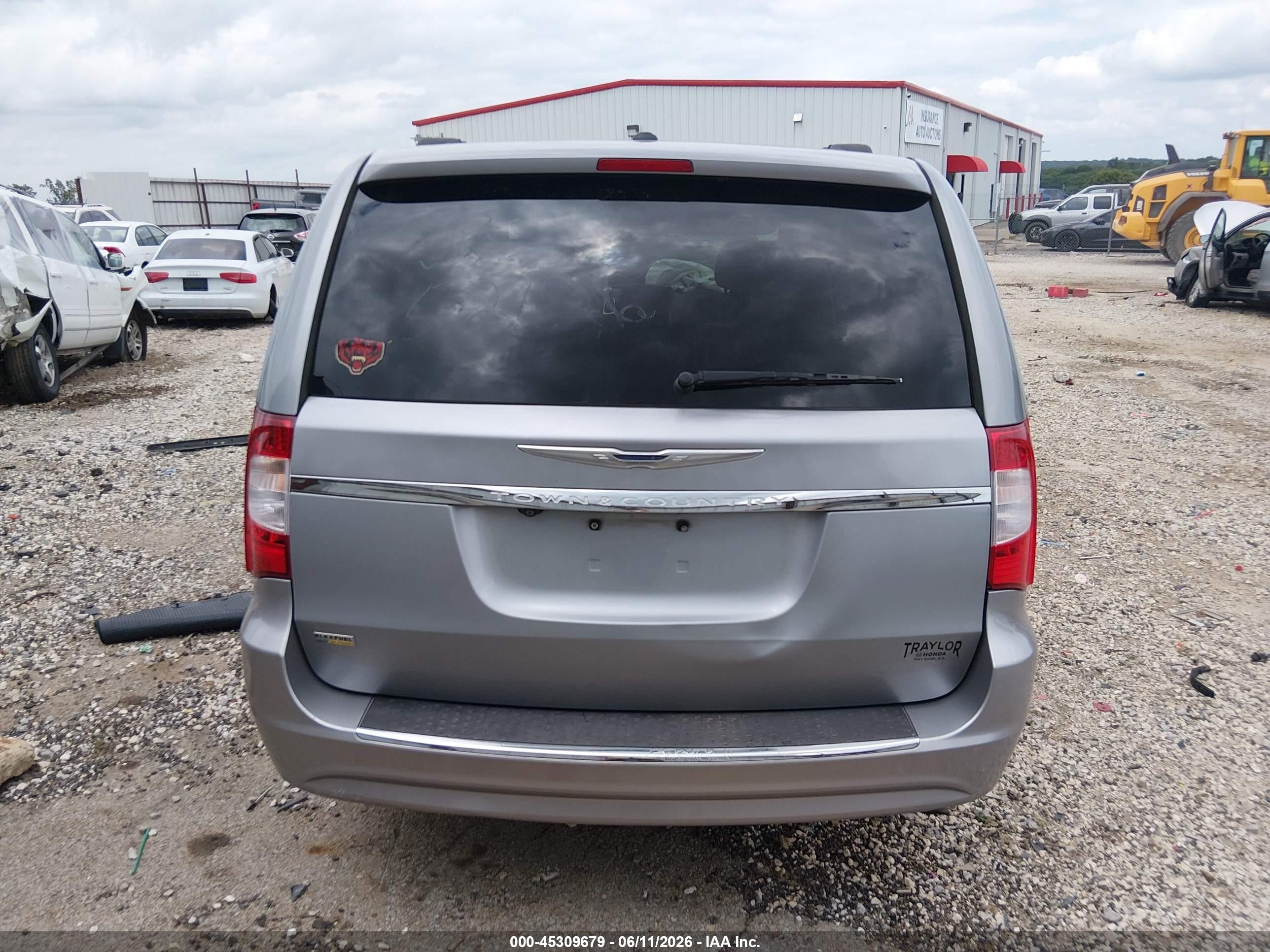 2015 Chrysler Town & Country Touring Silver vin: 2C4RC1BG0FR553275