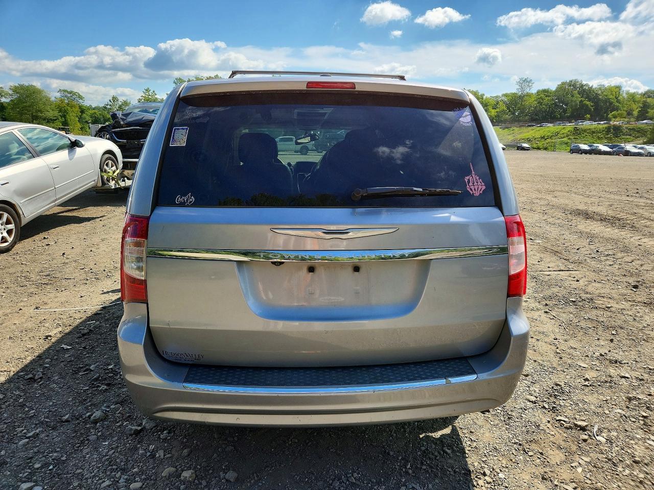 2015 Chrysler Town & Country Touring Silver vin: 2C4RC1BG0FR562512