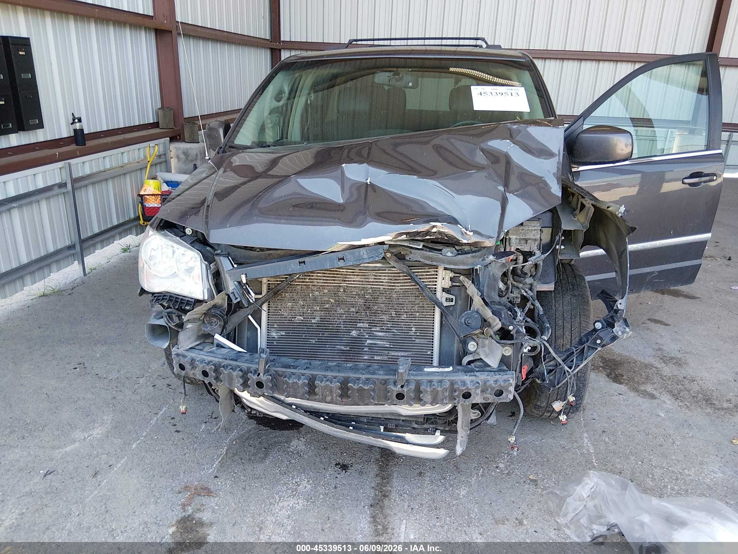 2015 Chrysler Town & Country Touring Gray vin: 2C4RC1BG0FR571498