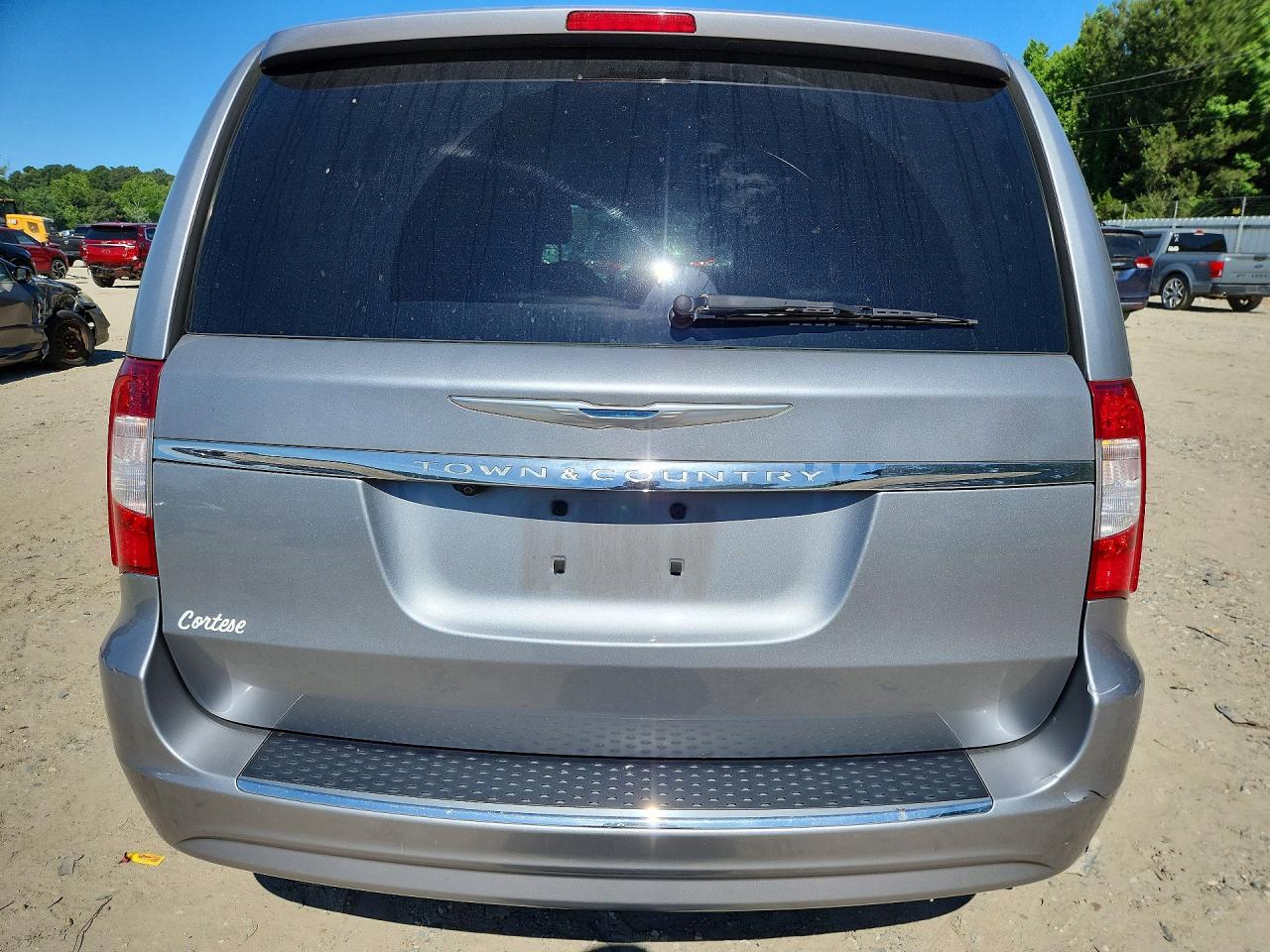 2015 Chrysler Town & Country Touring Silver vin: 2C4RC1BG0FR629481
