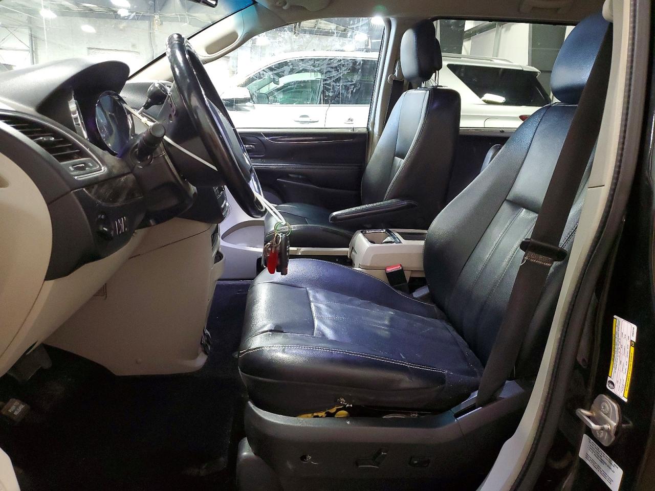 2015 Chrysler Town & Country Touring Black vin: 2C4RC1BG0FR629786