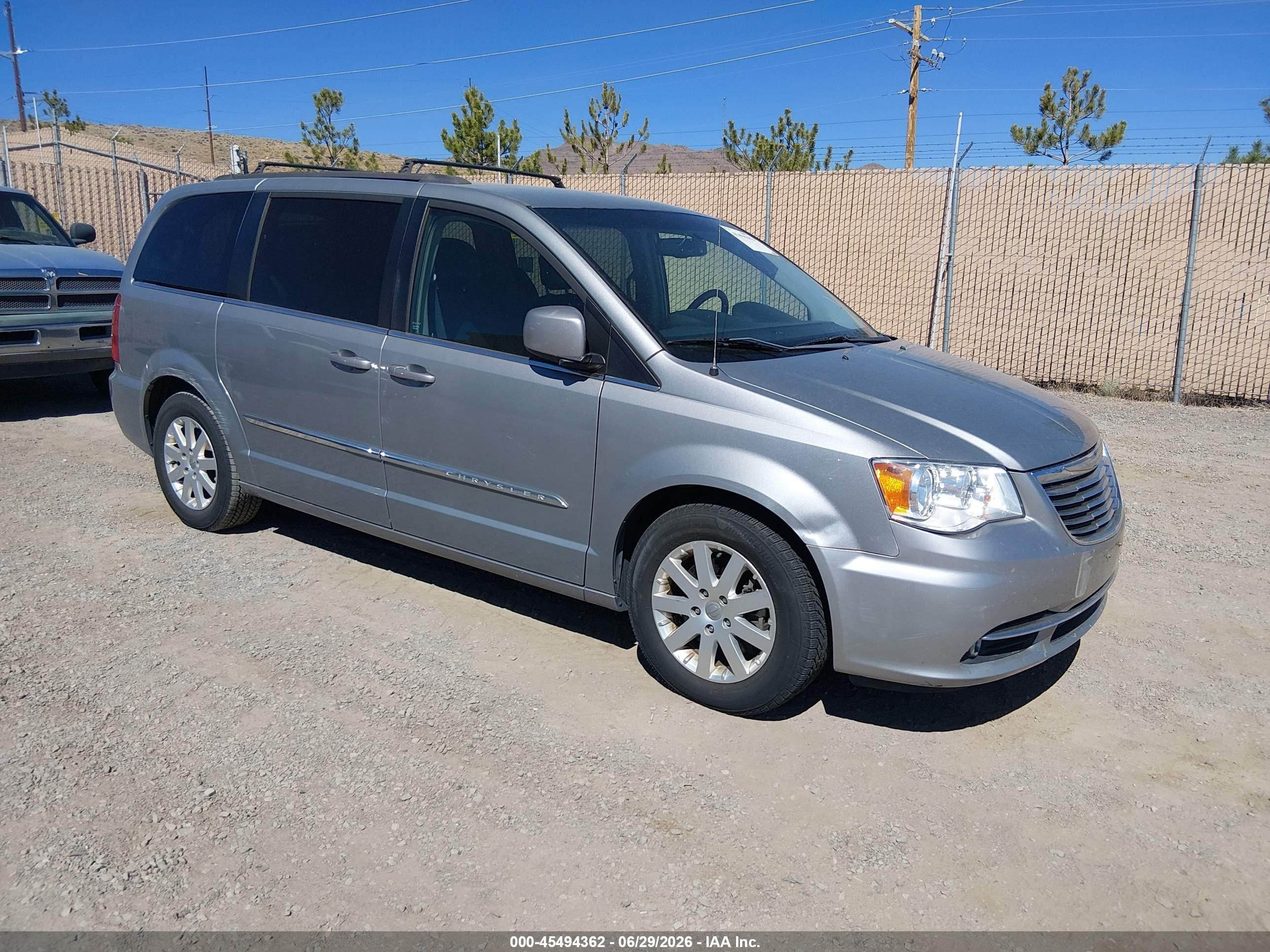 2015 Chrysler Town & Country Touring Gray vin: 2C4RC1BG0FR696629