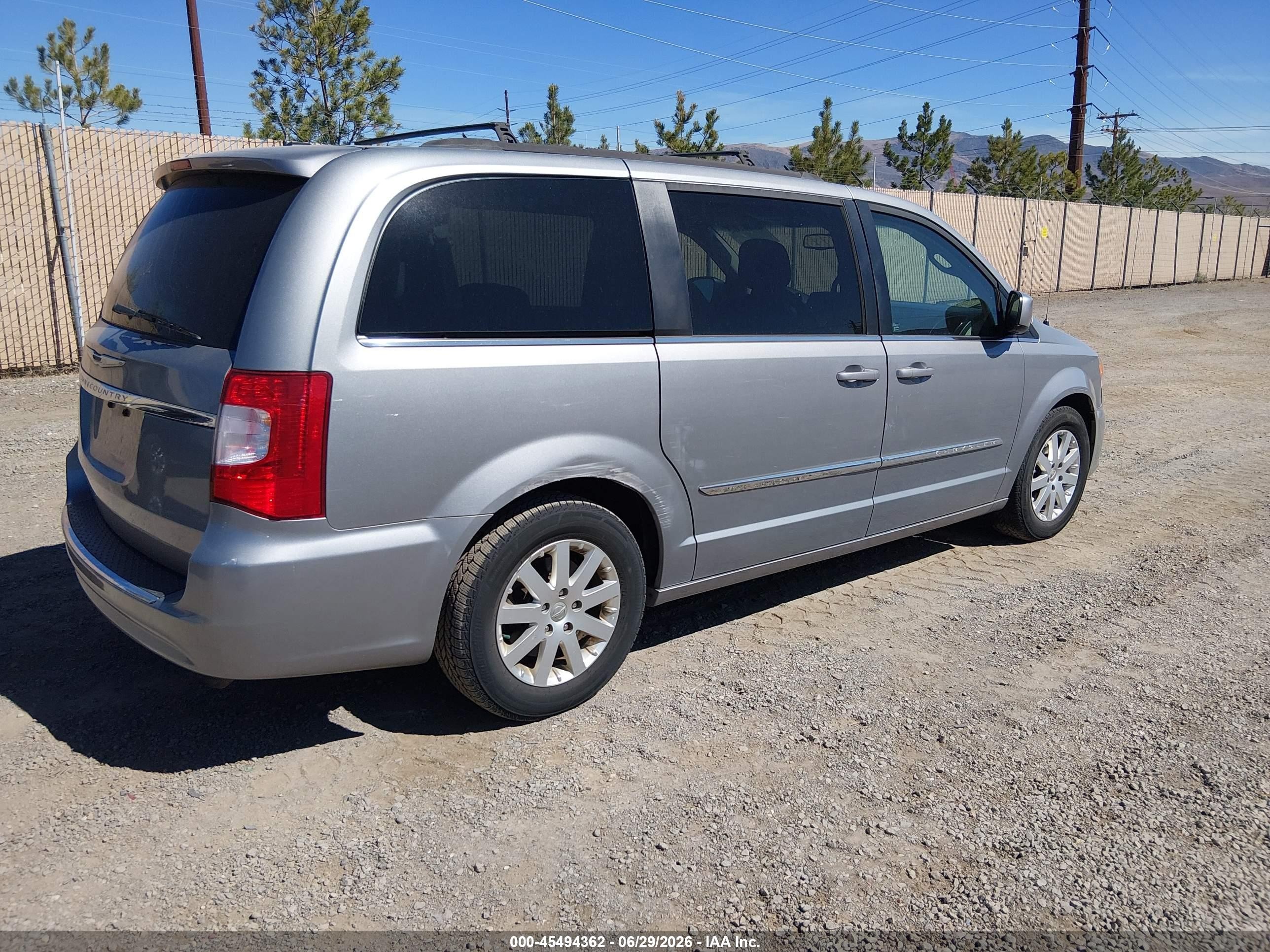 2015 Chrysler Town & Country Touring Gray vin: 2C4RC1BG0FR696629