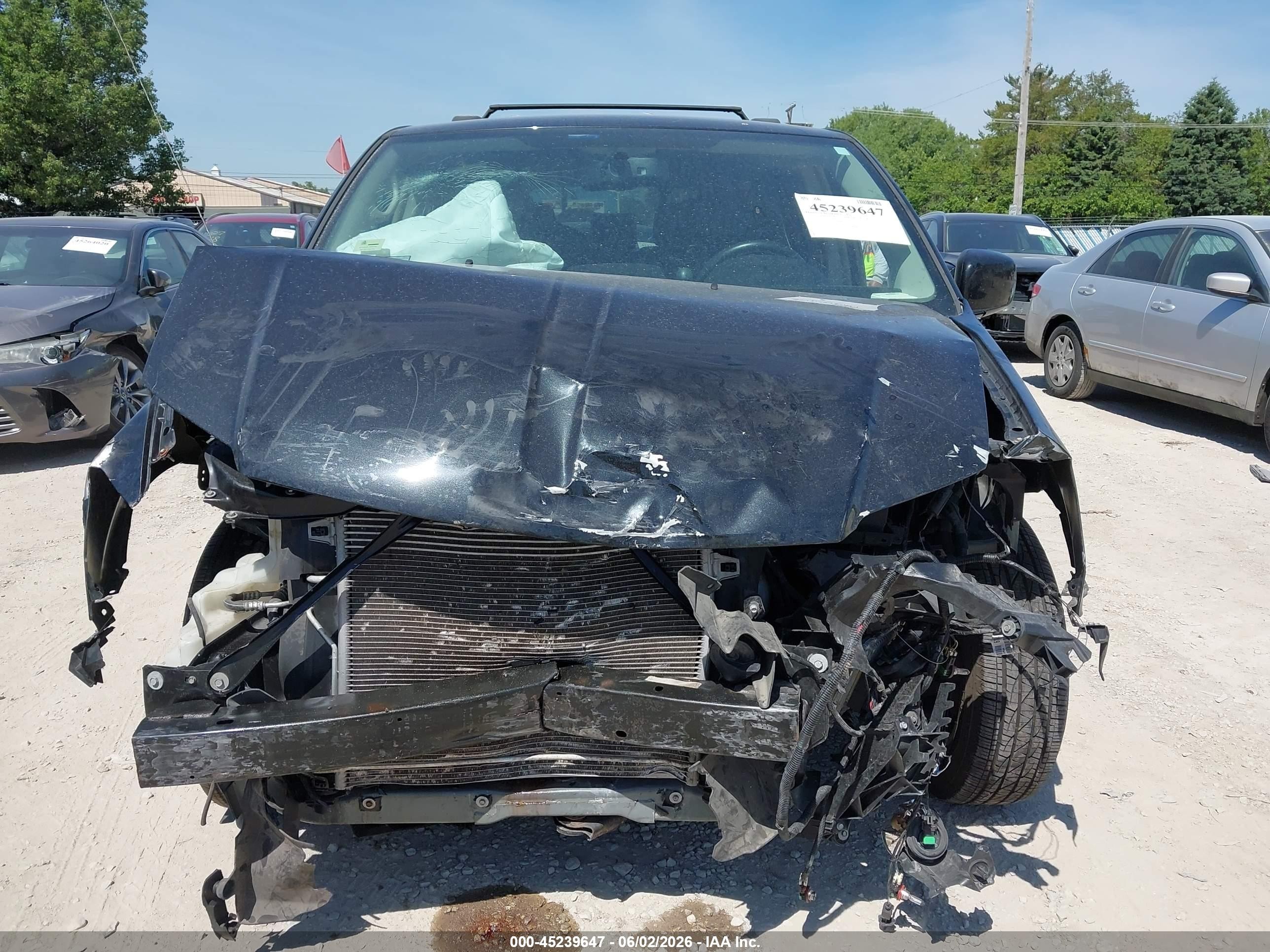 2015 Chrysler Town & Country Touring Black vin: 2C4RC1BG0FR699580