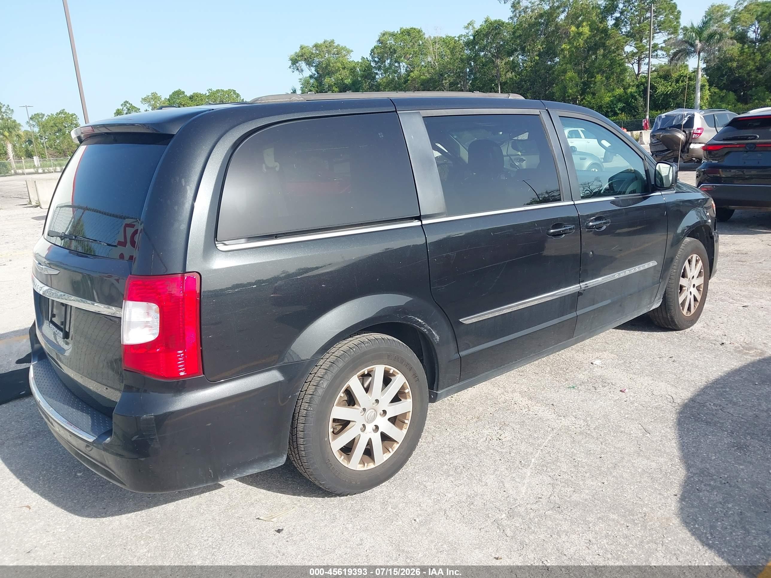 2015 Chrysler Town & Country Touring Черный vin: 2C4RC1BG0FR706592