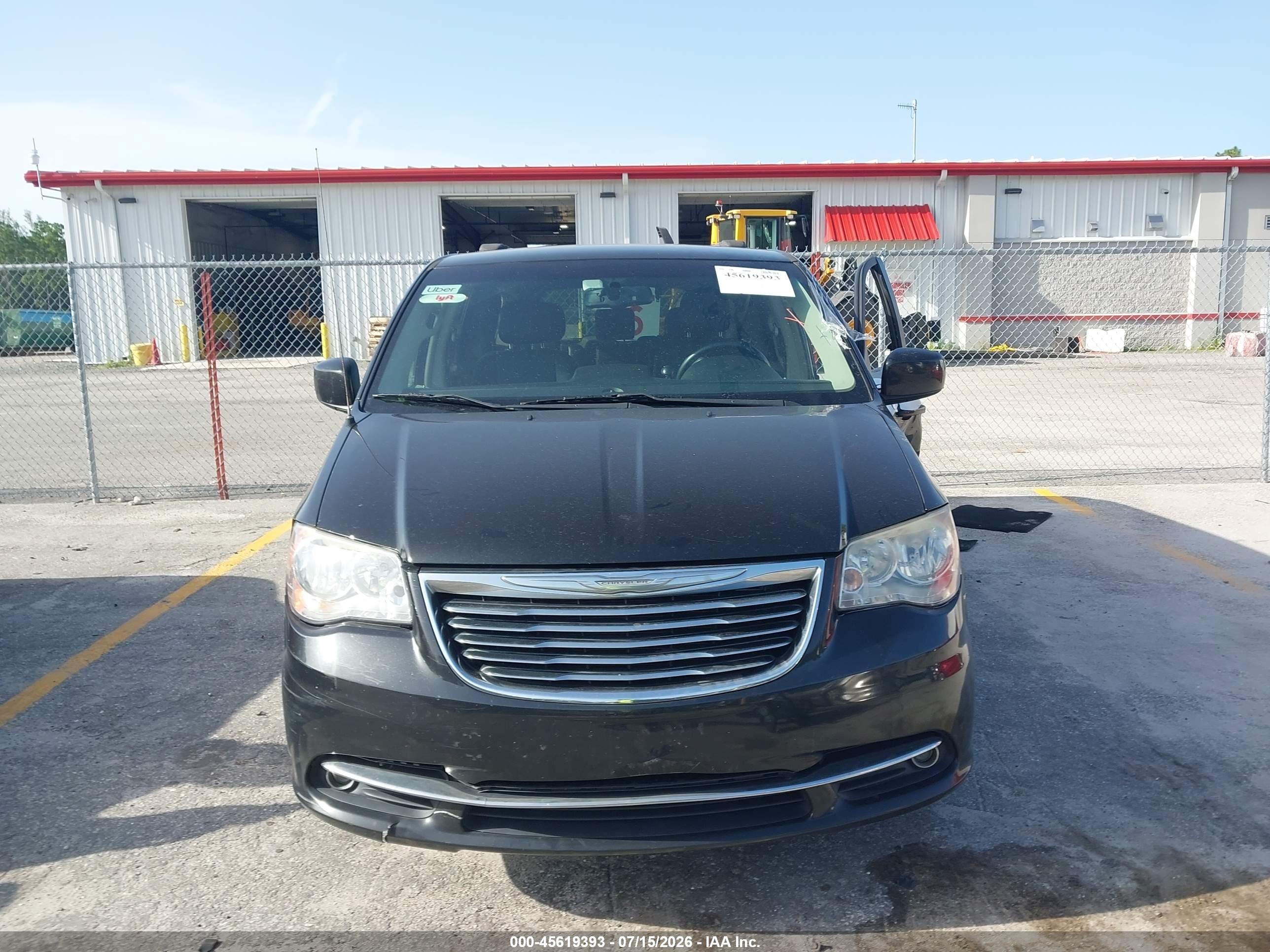 2015 Chrysler Town & Country Touring Черный vin: 2C4RC1BG0FR706592