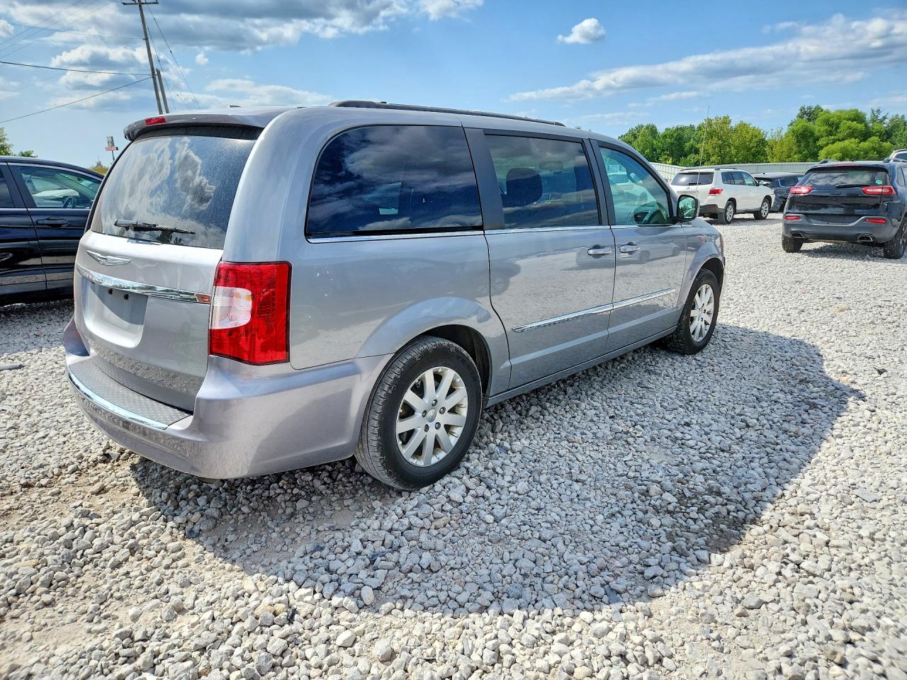 2015 Chrysler Town & Country Touring Серебряный vin: 2C4RC1BG0FR707595