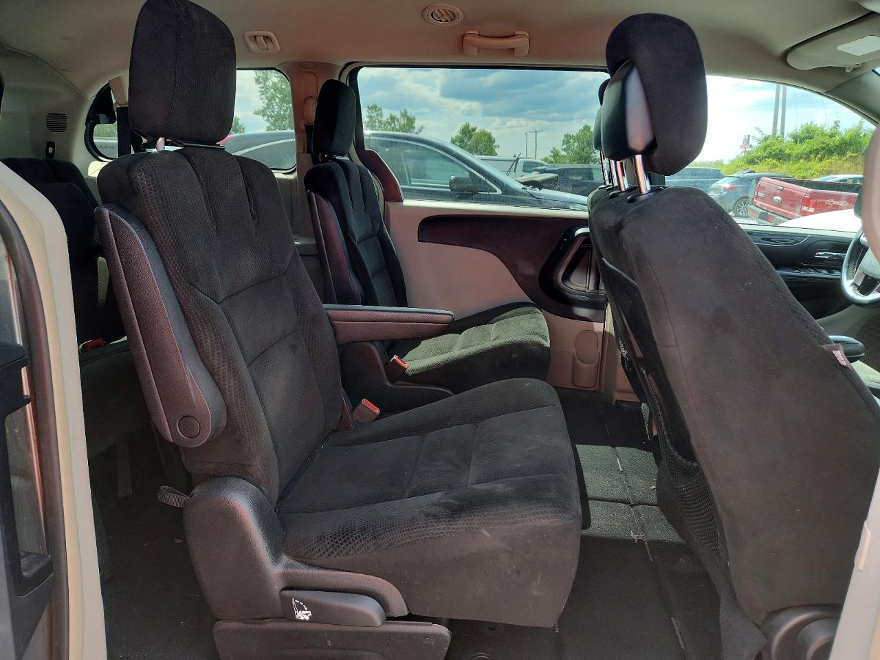2015 Chrysler Town & Country Touring Серебряный vin: 2C4RC1BG0FR707595