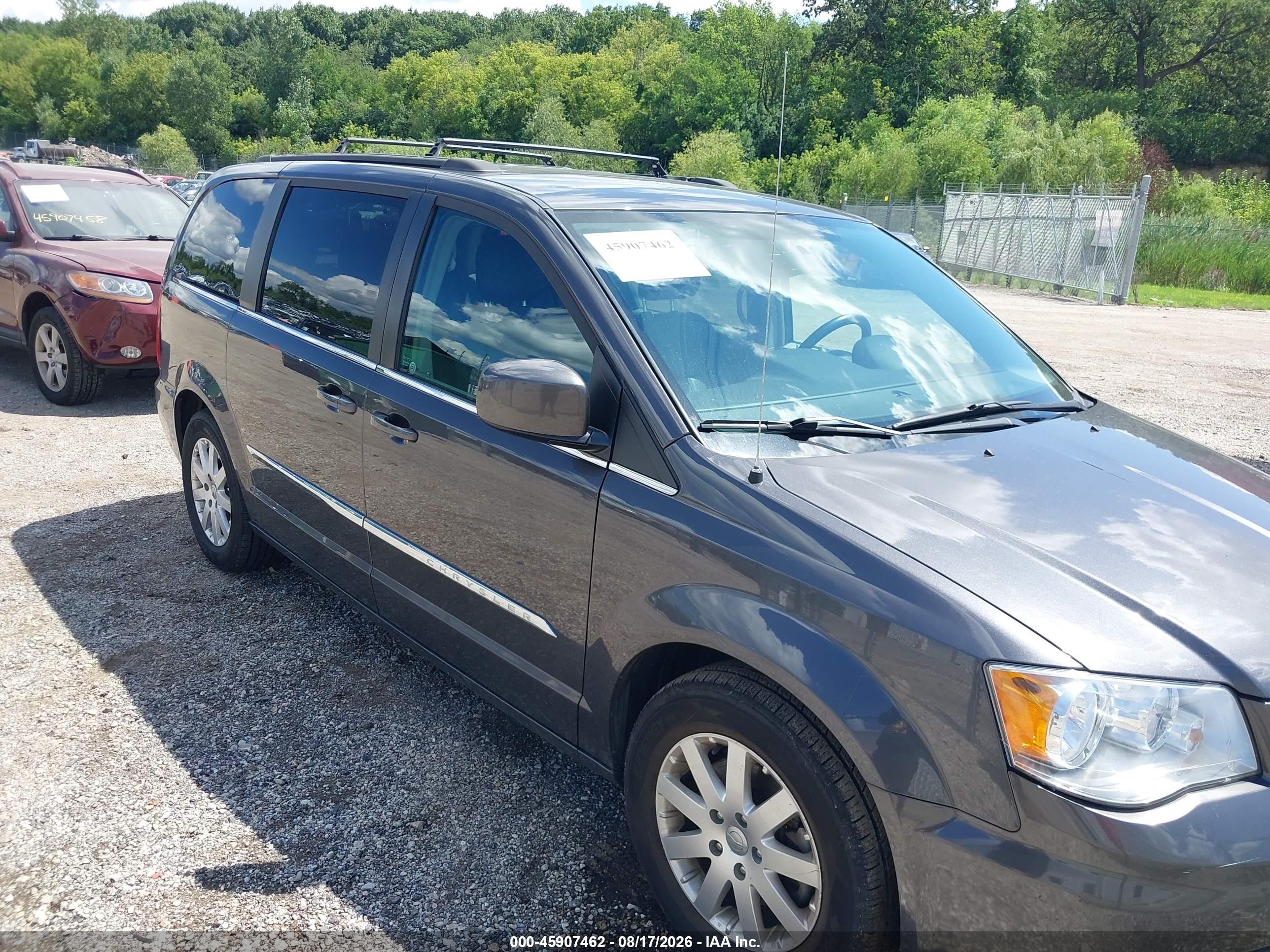 2015 Chrysler Town & Country Touring Gray vin: 2C4RC1BG0FR717639