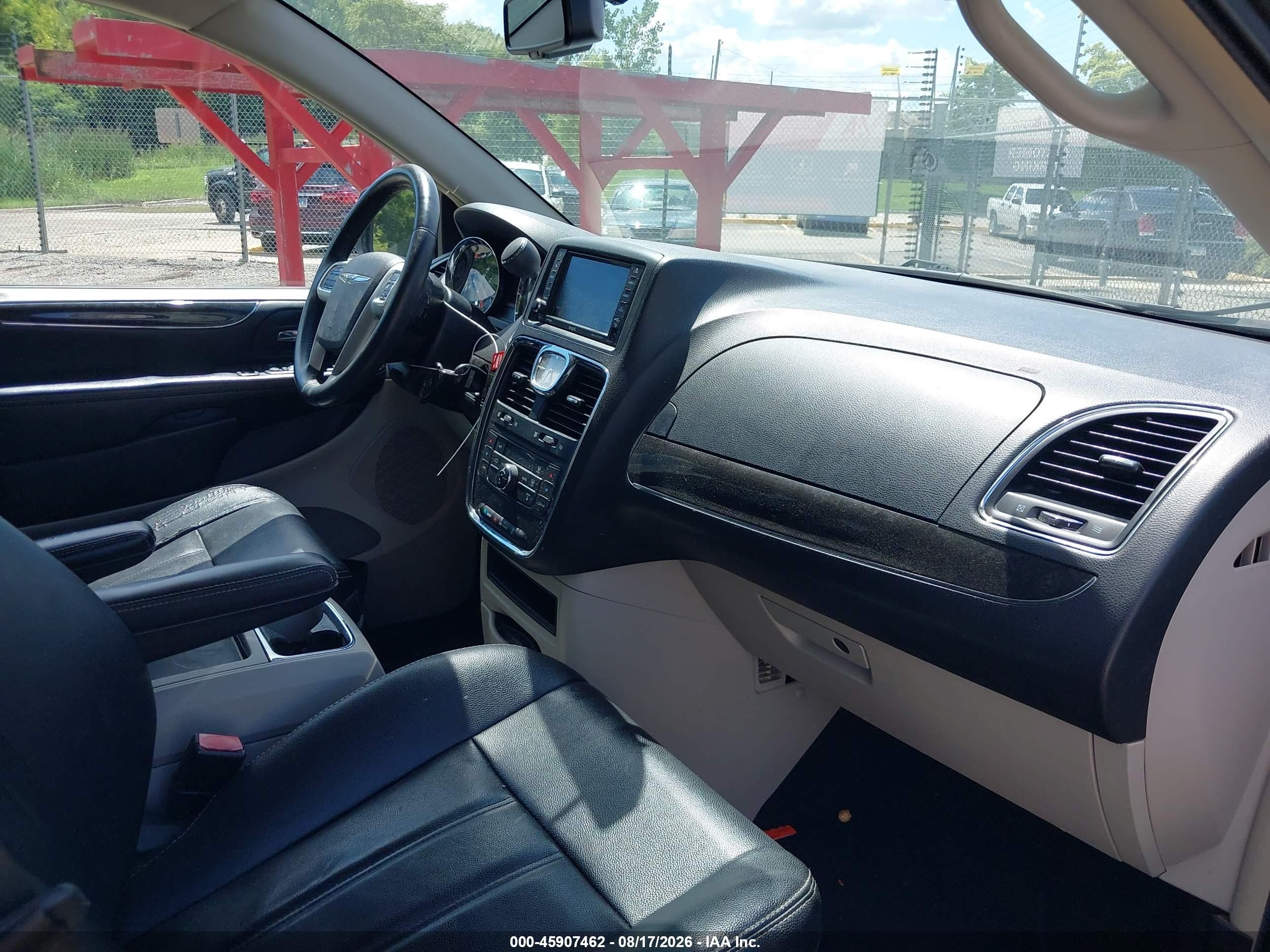 2015 Chrysler Town & Country Touring Gray vin: 2C4RC1BG0FR717639