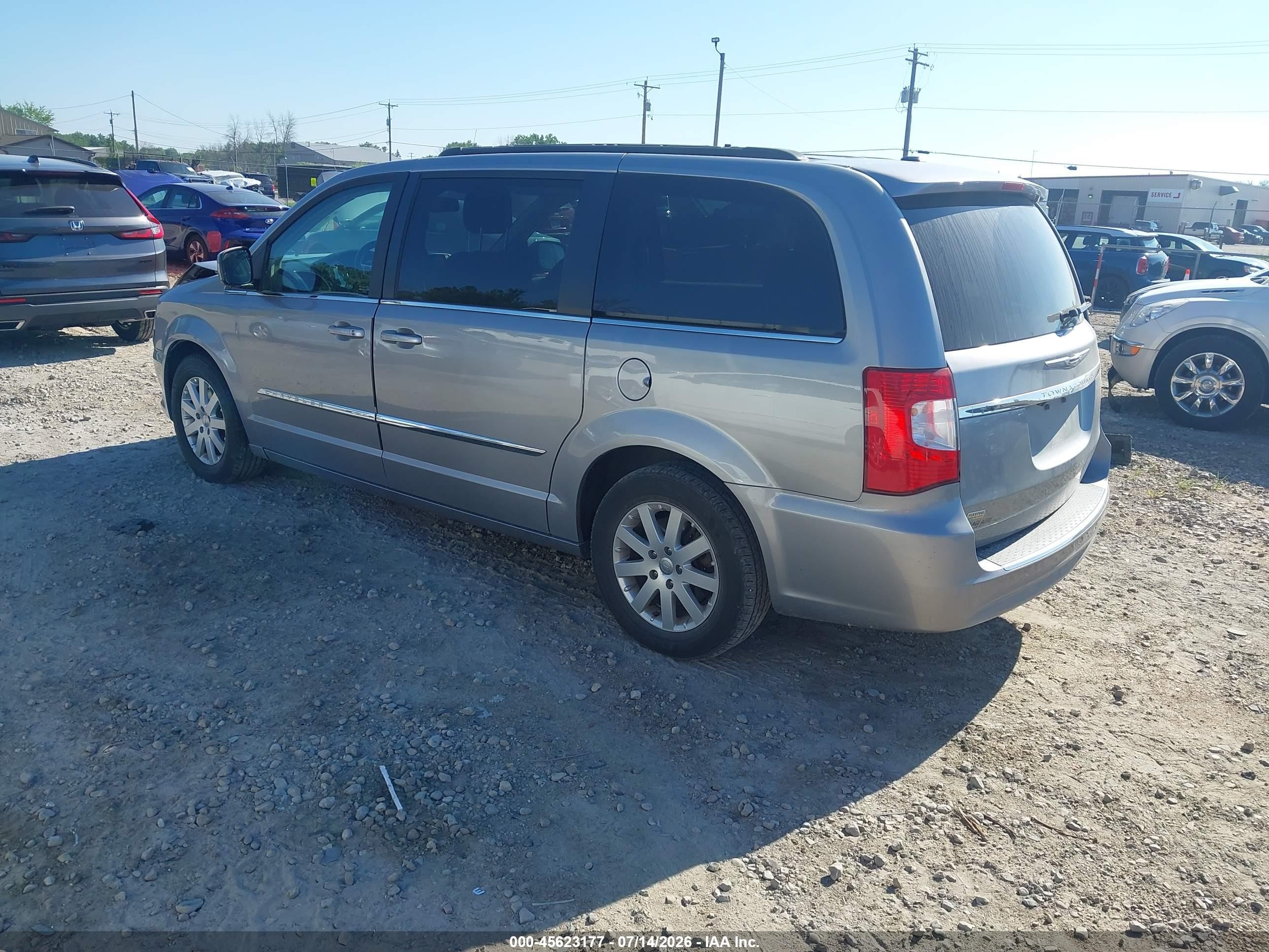 2015 Chrysler Town & Country Touring Серебряный vin: 2C4RC1BG0FR752178