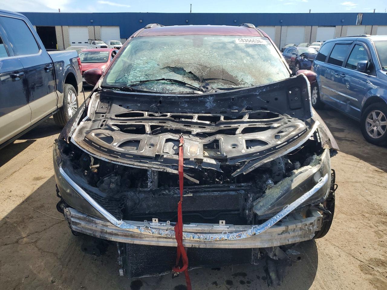 2017 Chrysler Pacifica Touring L Red vin: 2C4RC1BG0HR623070