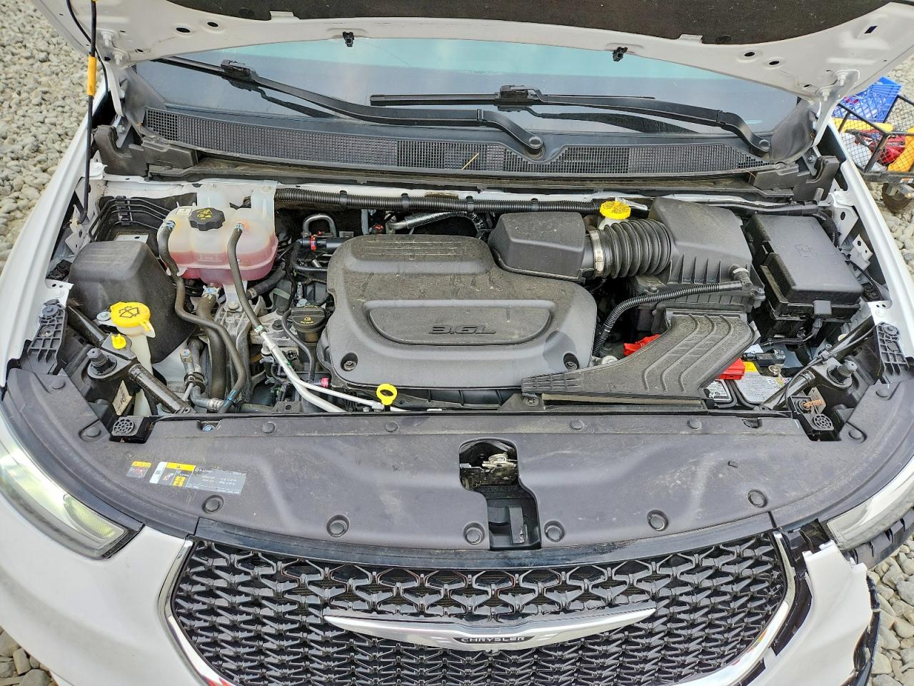 2024 Chrysler Pacifica Touring L Белый vin: 2C4RC1BG0RR119975