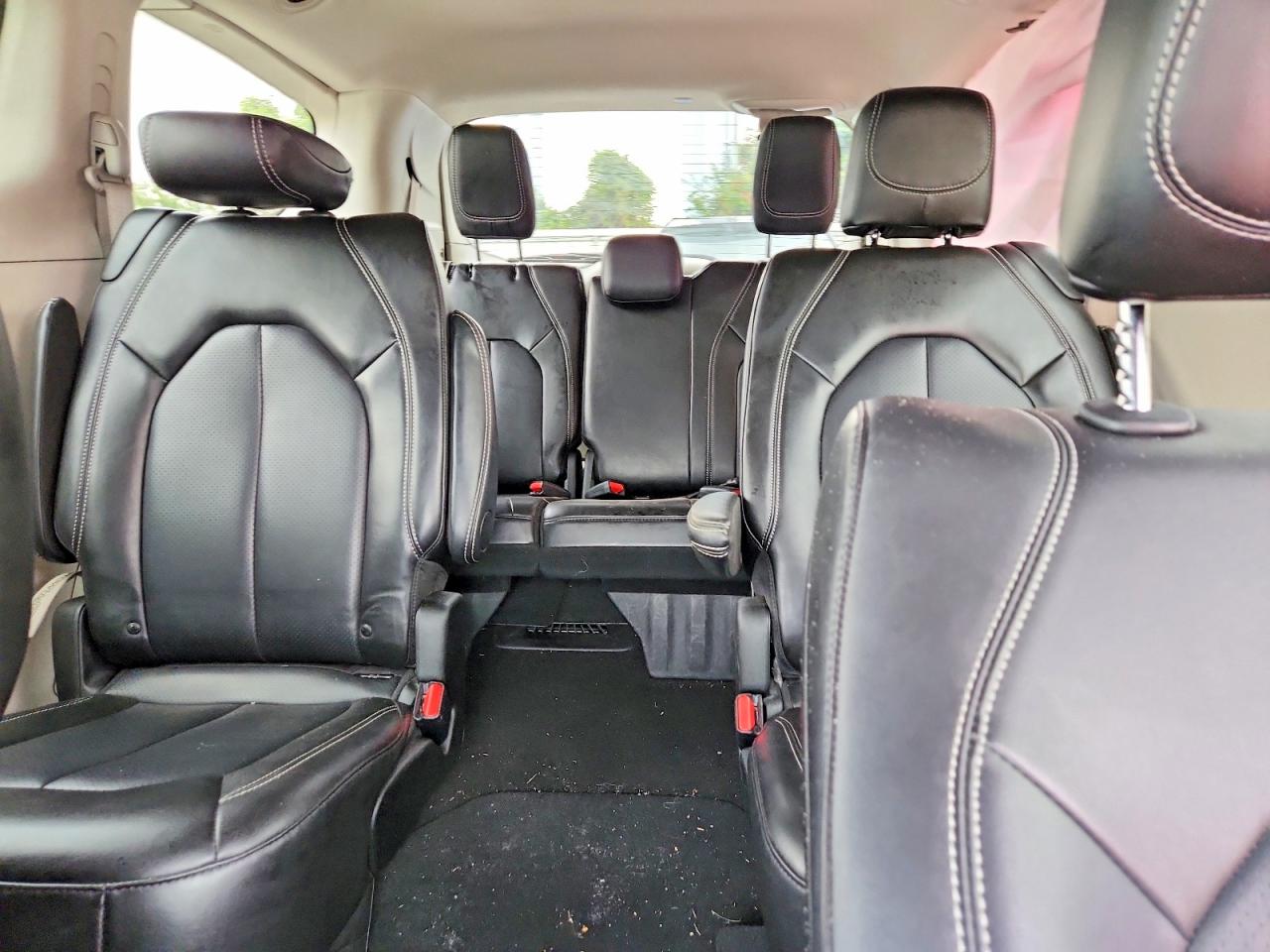 2024 Chrysler Pacifica Touring L Белый vin: 2C4RC1BG0RR119975