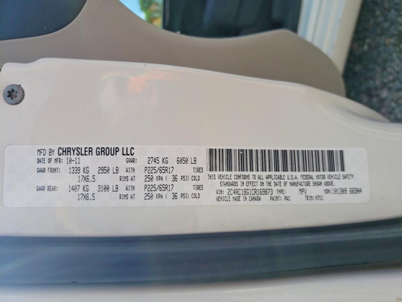 2012 Chrysler Town & Country Touring White vin: 2C4RC1BG1CR169873