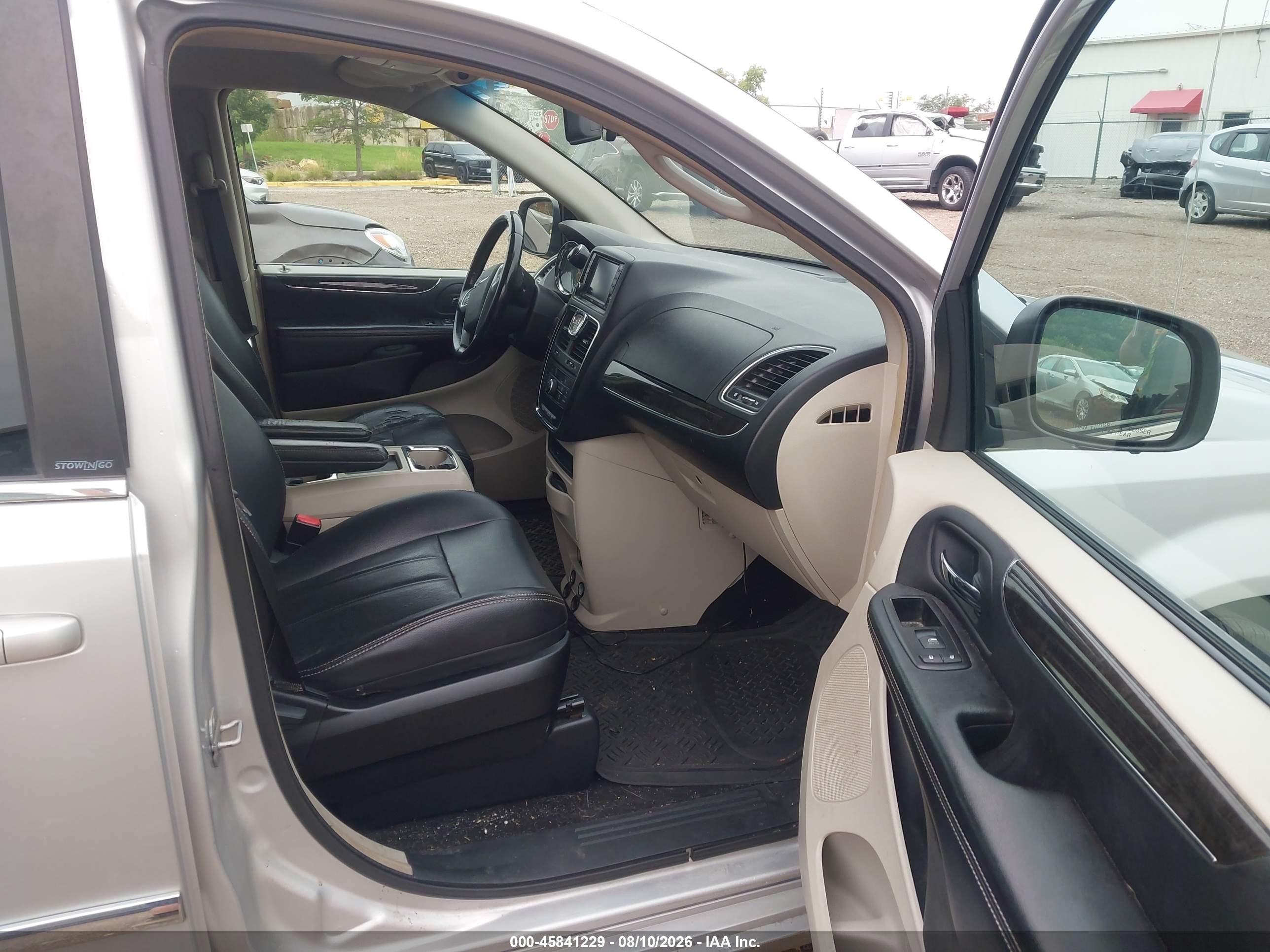 2012 Chrysler Town & Country Touring Серебряный vin: 2C4RC1BG1CR293299