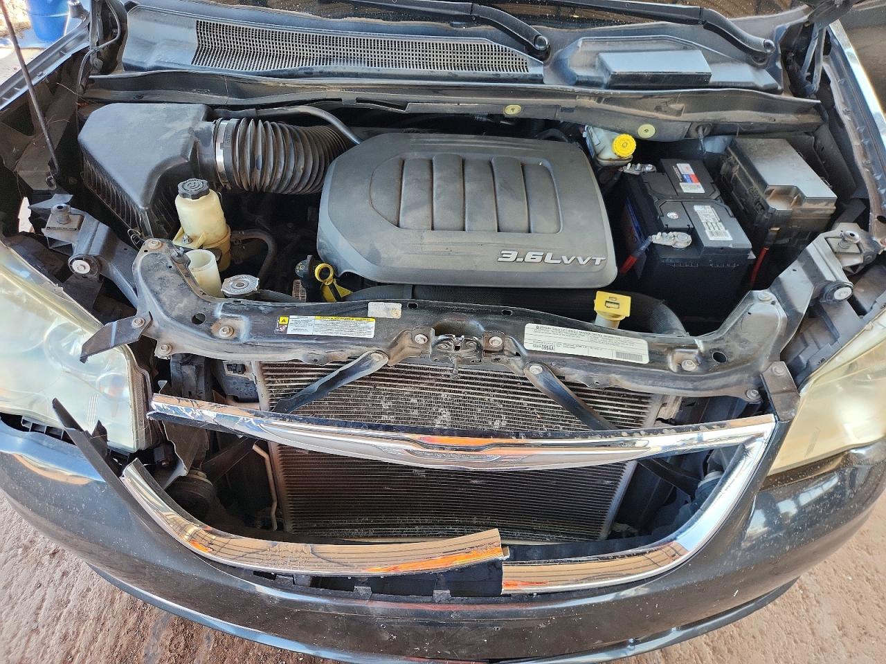 2012 Chrysler Town & Country Touring Серый vin: 2C4RC1BG1CR305824