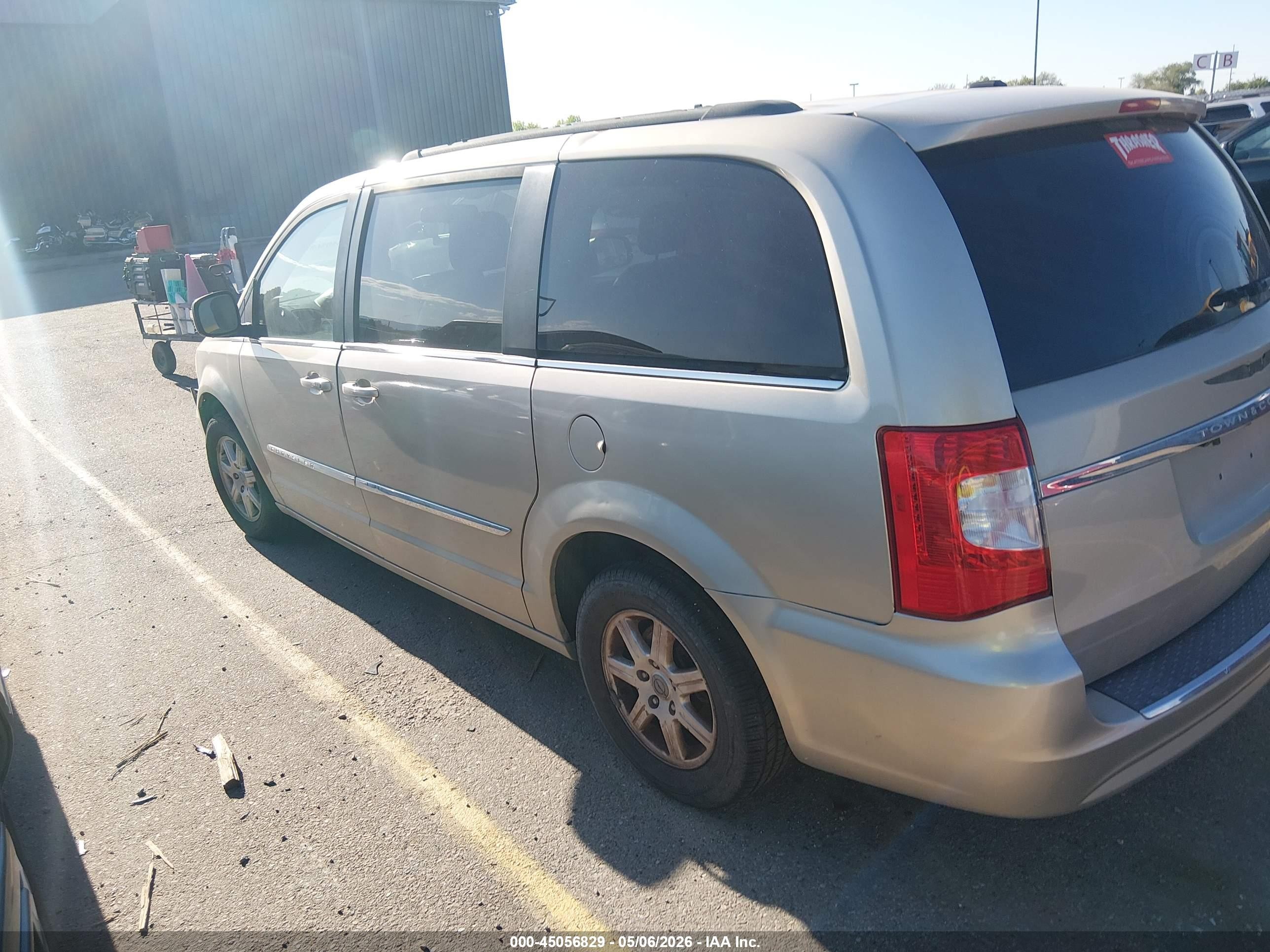 2012 Chrysler Town & Country Touring Золотой vin: 2C4RC1BG1CR326706