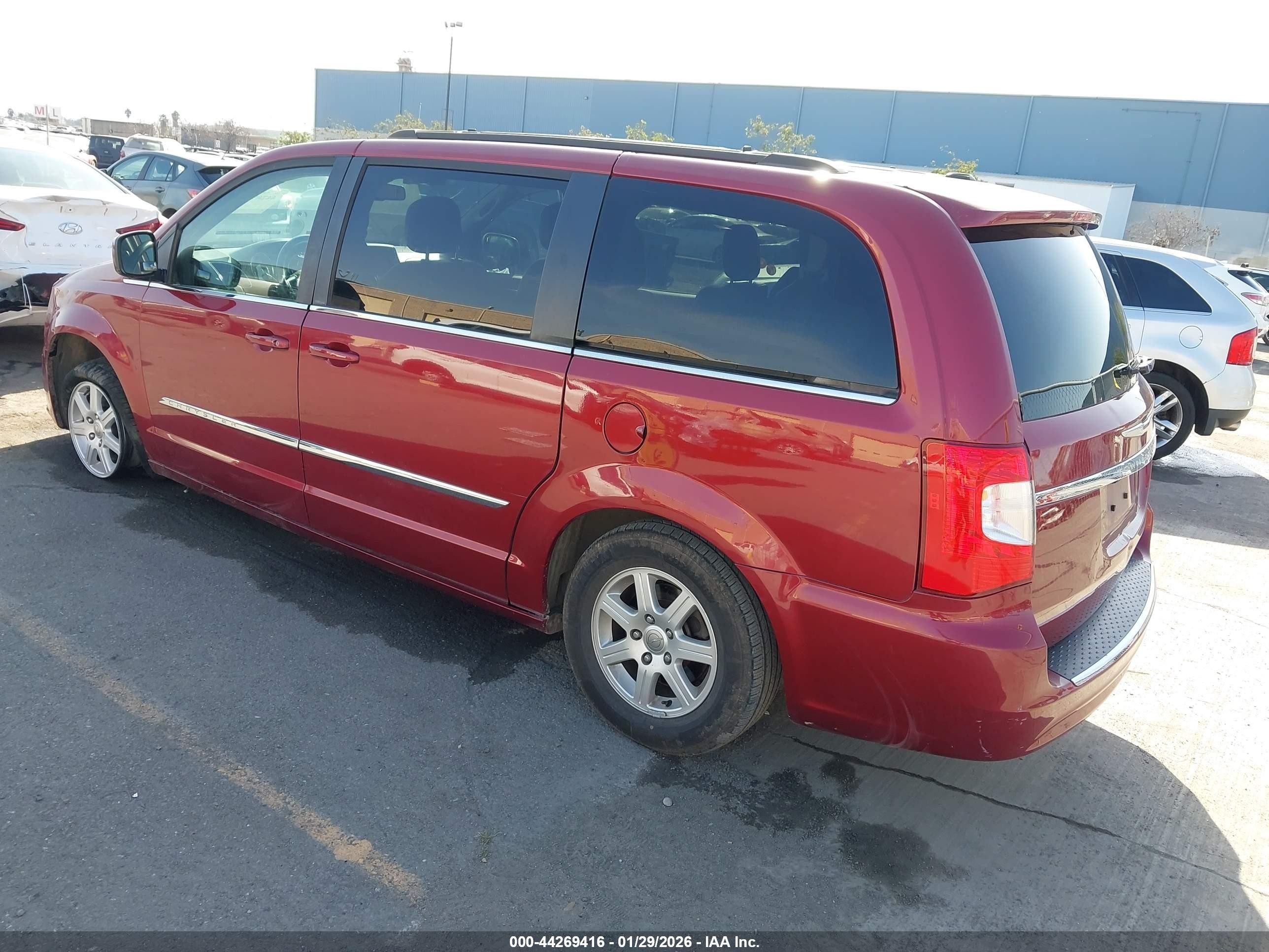 2012 Chrysler Town & Country Touring Maroon vin: 2C4RC1BG1CR362802
