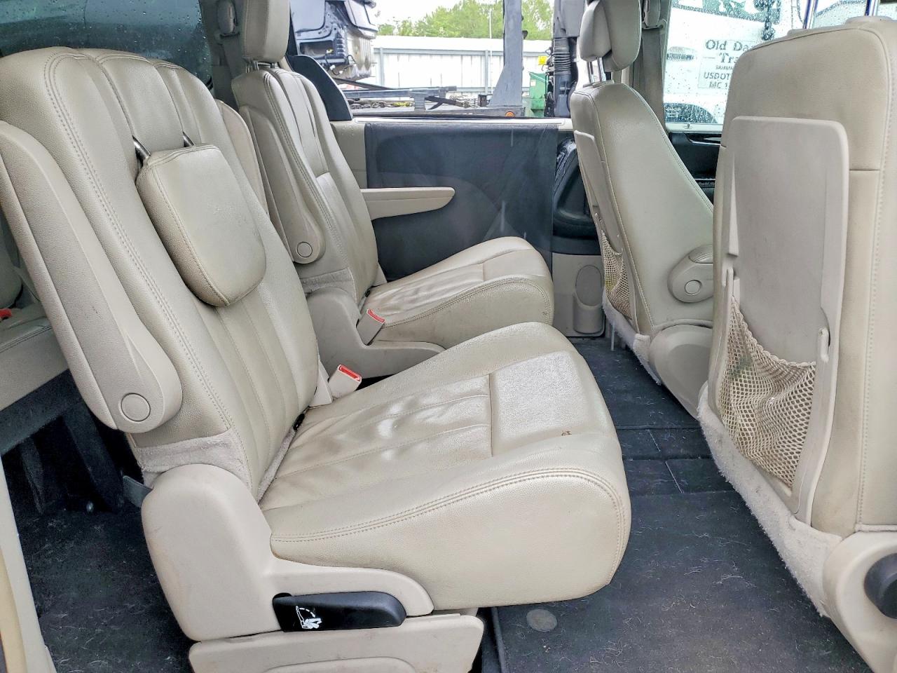 2013 Chrysler Town & Country Touring Gray vin: 2C4RC1BG1DR593992