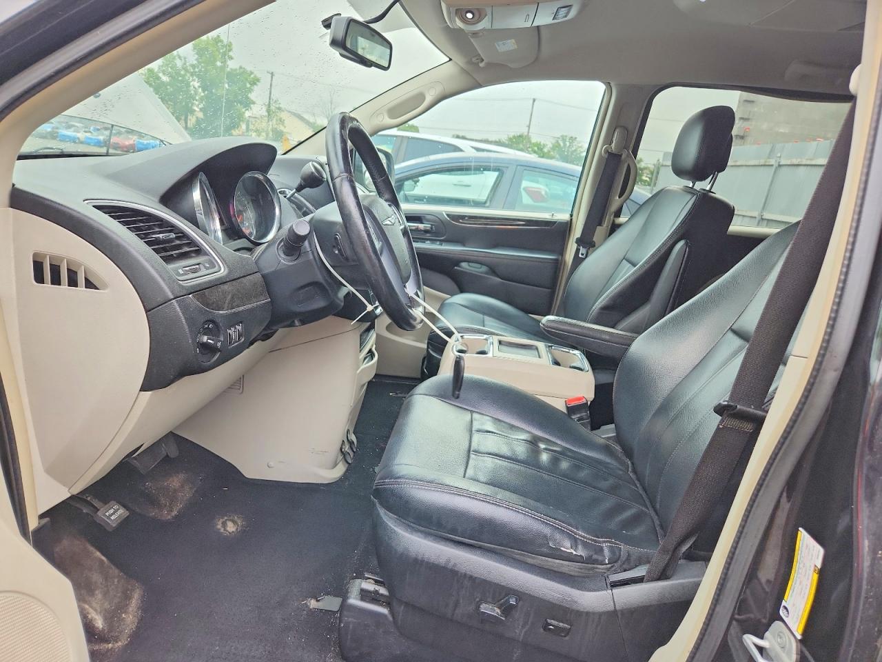 2013 Chrysler Town & Country Touring Black vin: 2C4RC1BG1DR682591