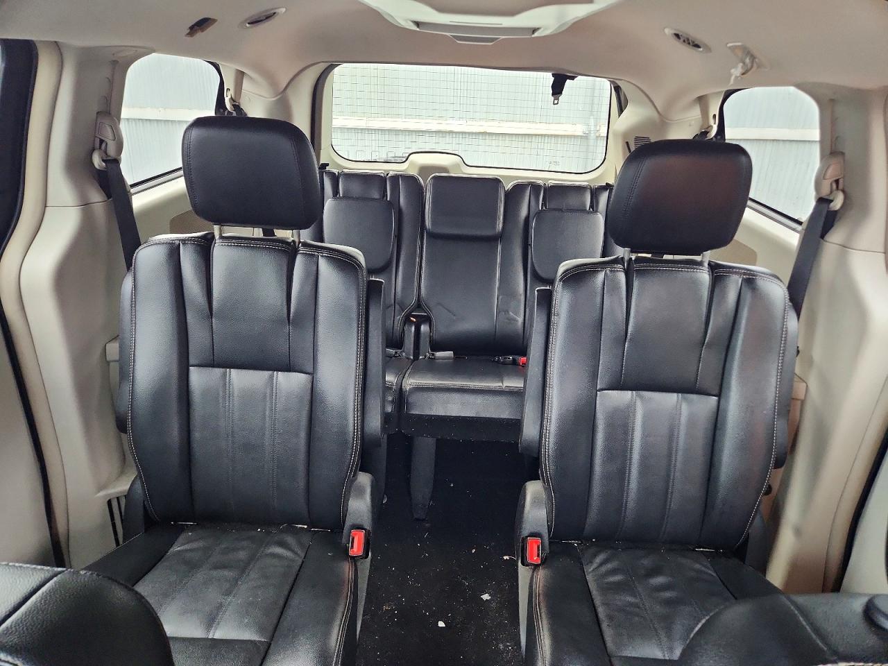 2013 Chrysler Town & Country Touring Black vin: 2C4RC1BG1DR682591