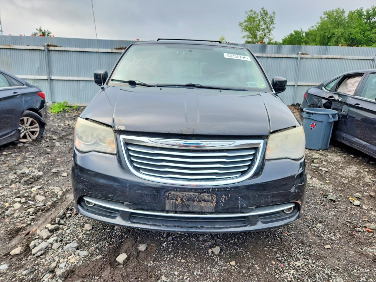 2013 Chrysler Town & Country Touring Black vin: 2C4RC1BG1DR682591