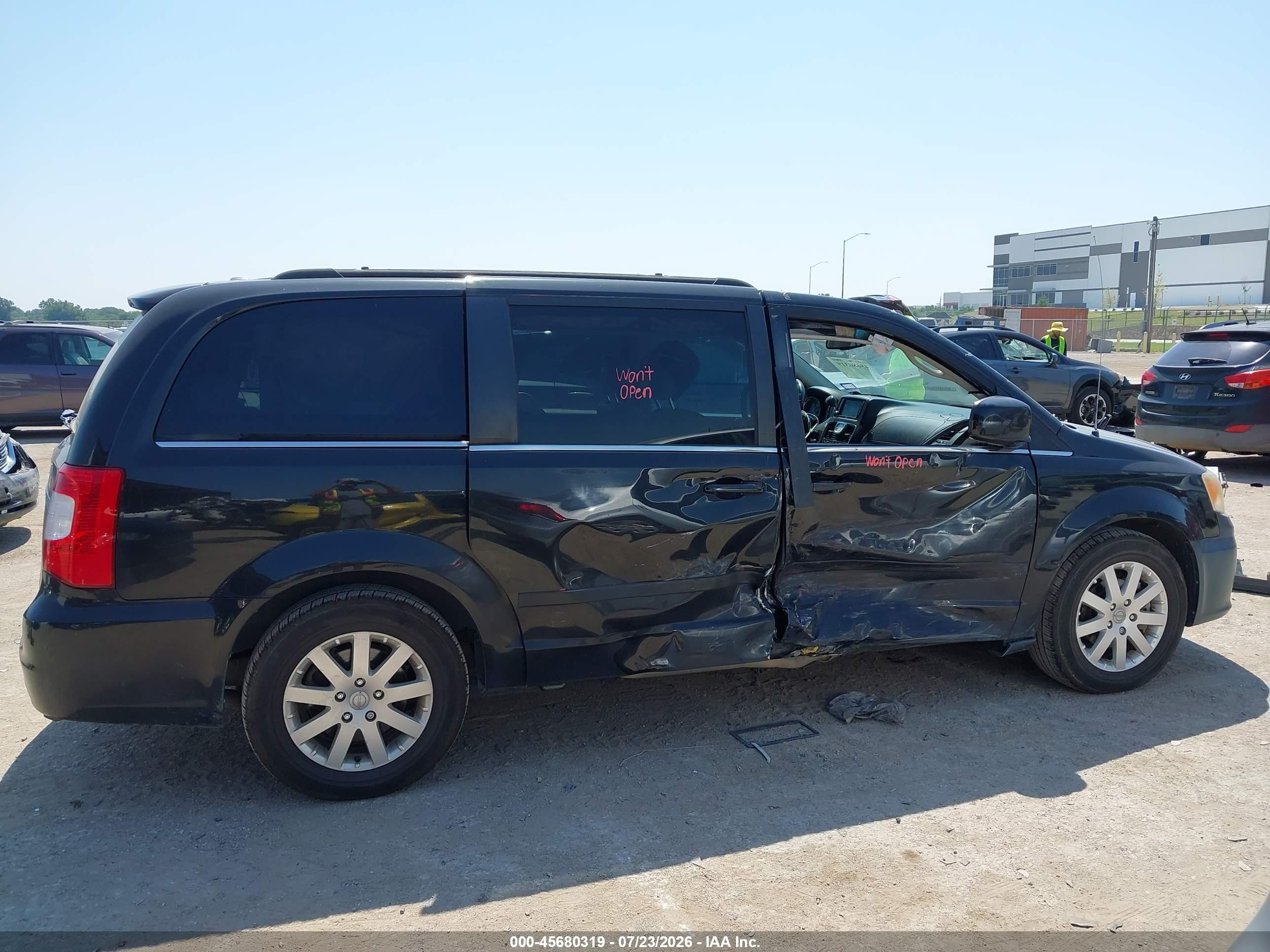 2013 Chrysler Town & Country Touring Black vin: 2C4RC1BG1DR722992