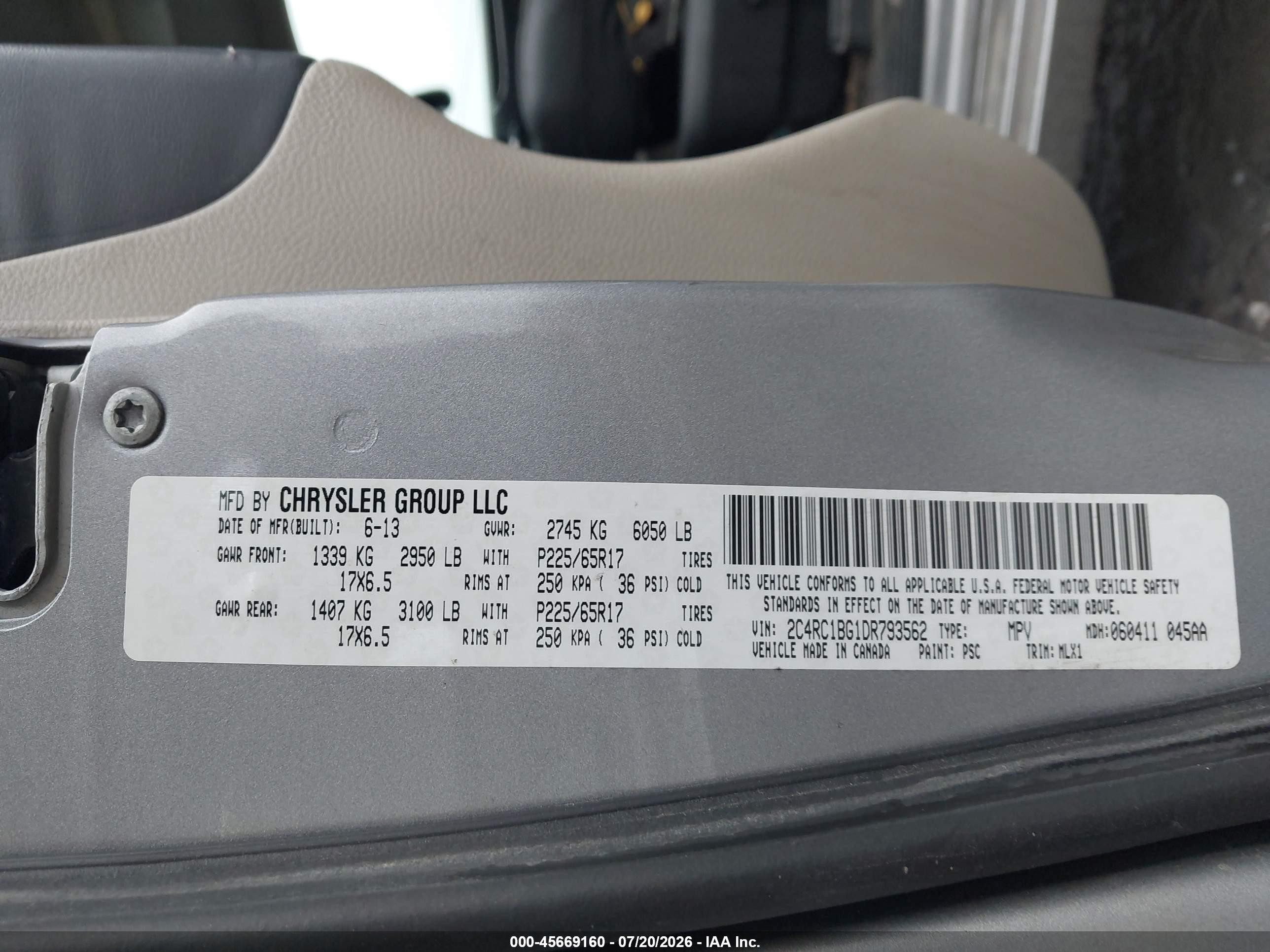 2013 Chrysler Town & Country Touring Silver vin: 2C4RC1BG1DR793562