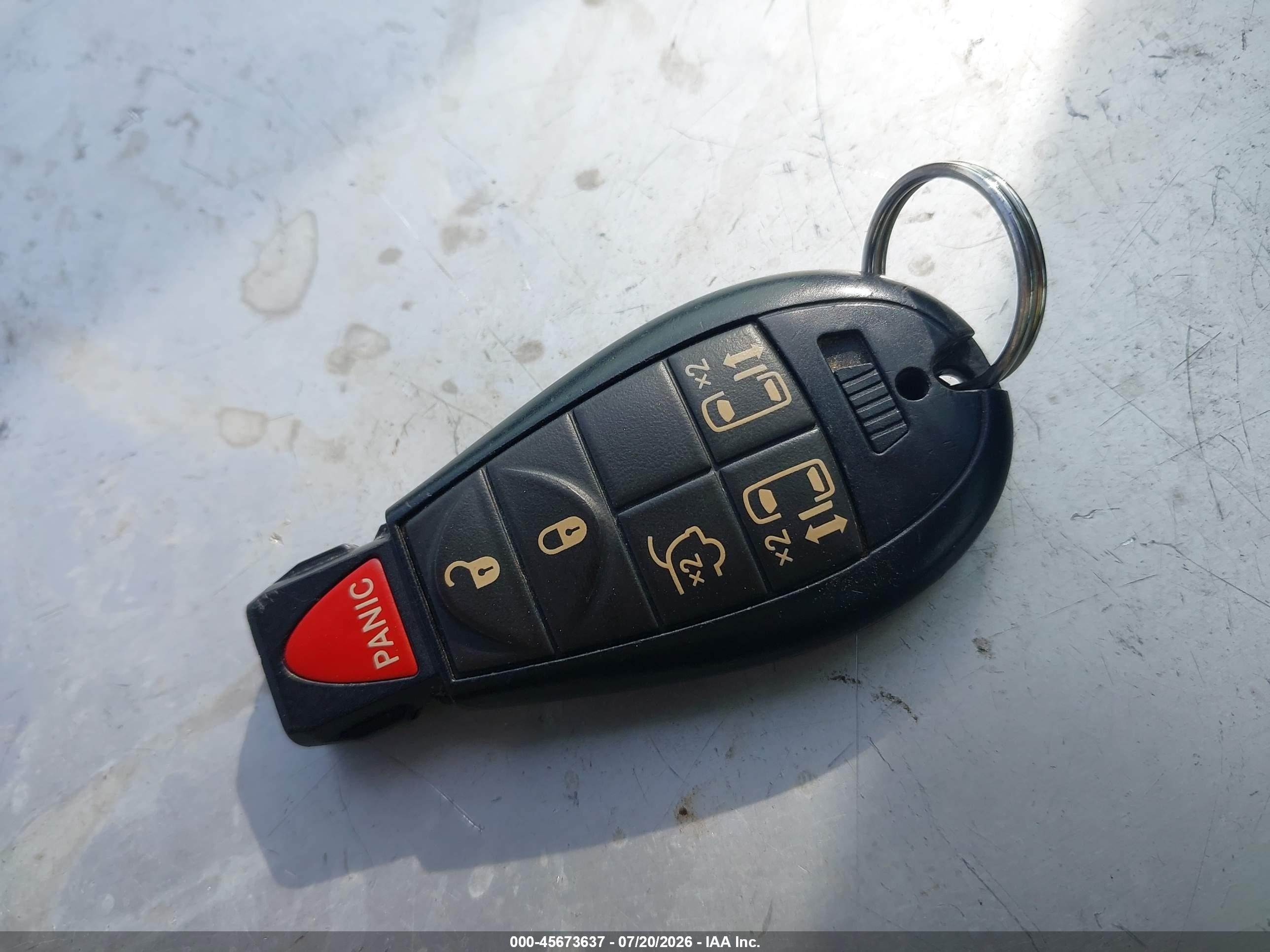 2013 Chrysler Town & Country Touring Белый vin: 2C4RC1BG1DR815365