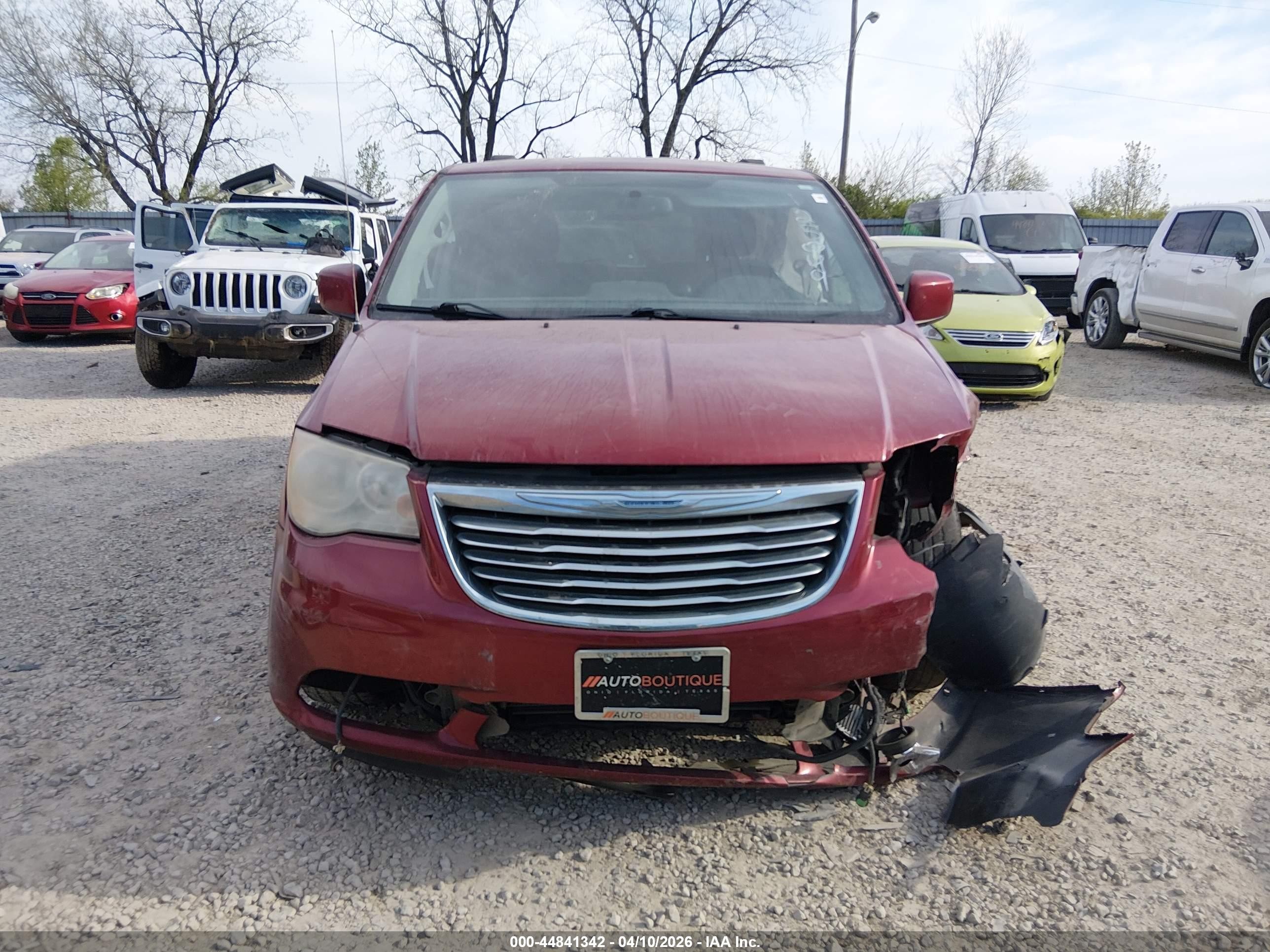2014 Chrysler Town & Country Touring Maroon vin: 2C4RC1BG1ER125049