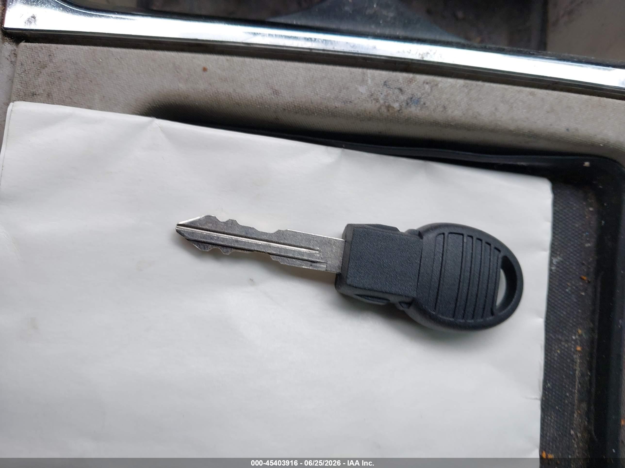 2014 Chrysler Town & Country Touring Silver vin: 2C4RC1BG1ER159153