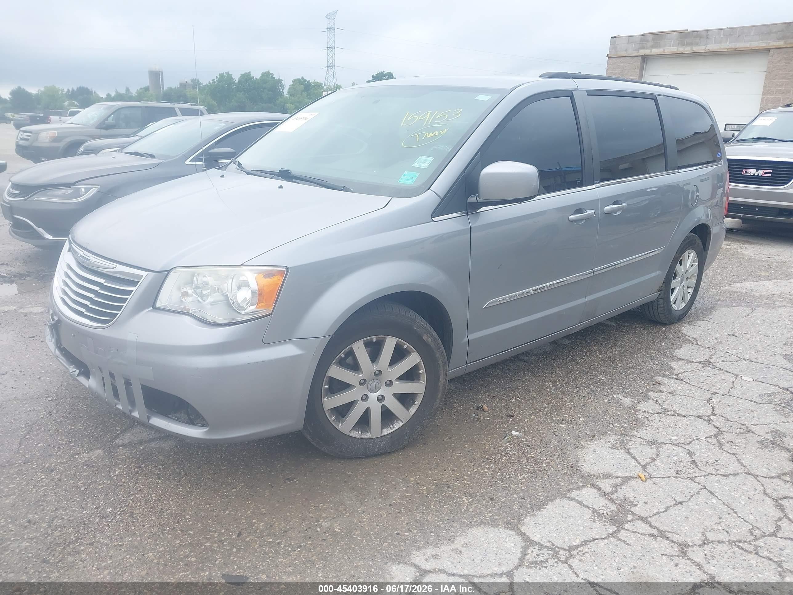 2014 Chrysler Town & Country Touring Silver vin: 2C4RC1BG1ER159153