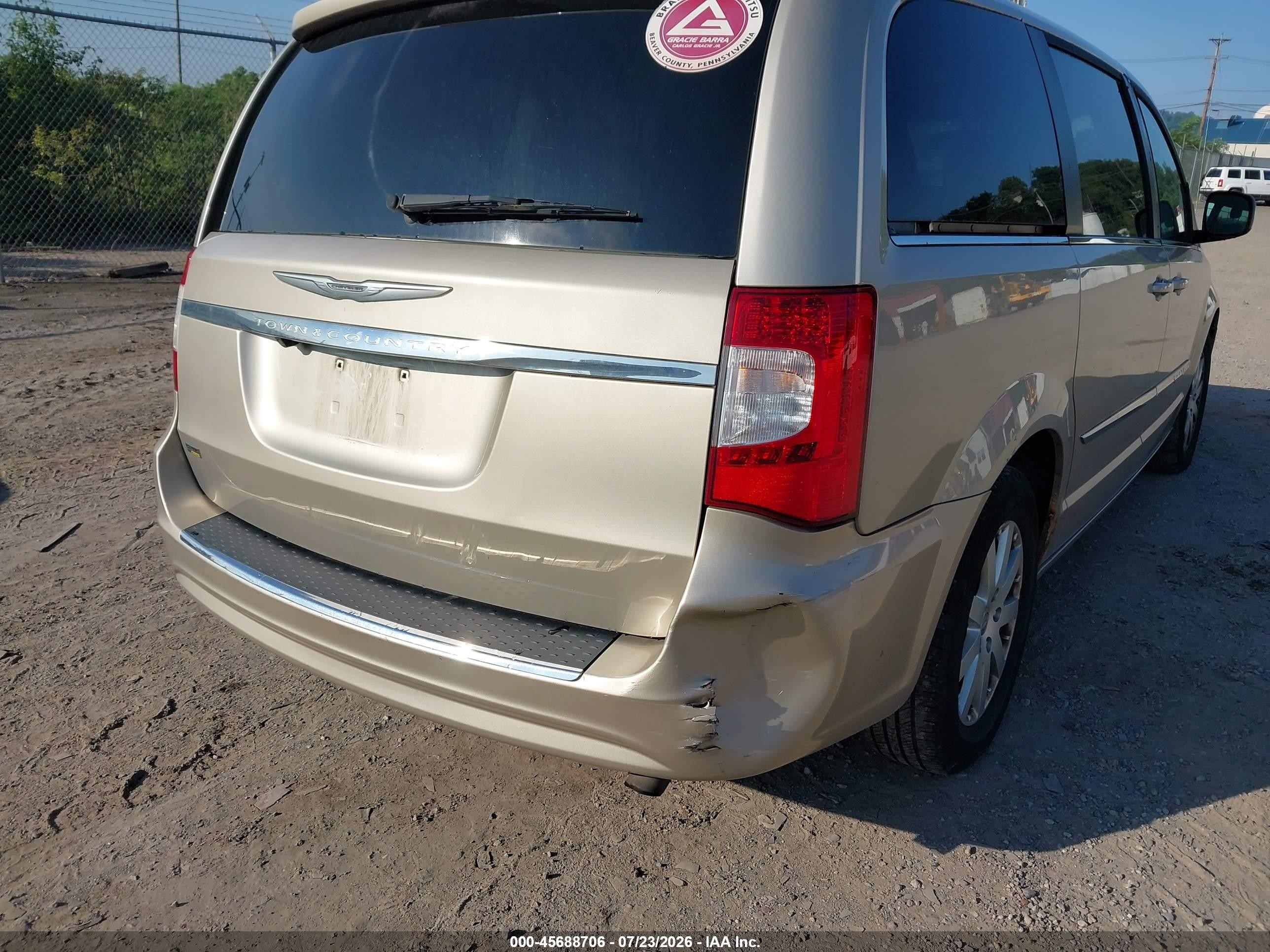 2014 Chrysler Town & Country Touring Бежевый vin: 2C4RC1BG1ER218623