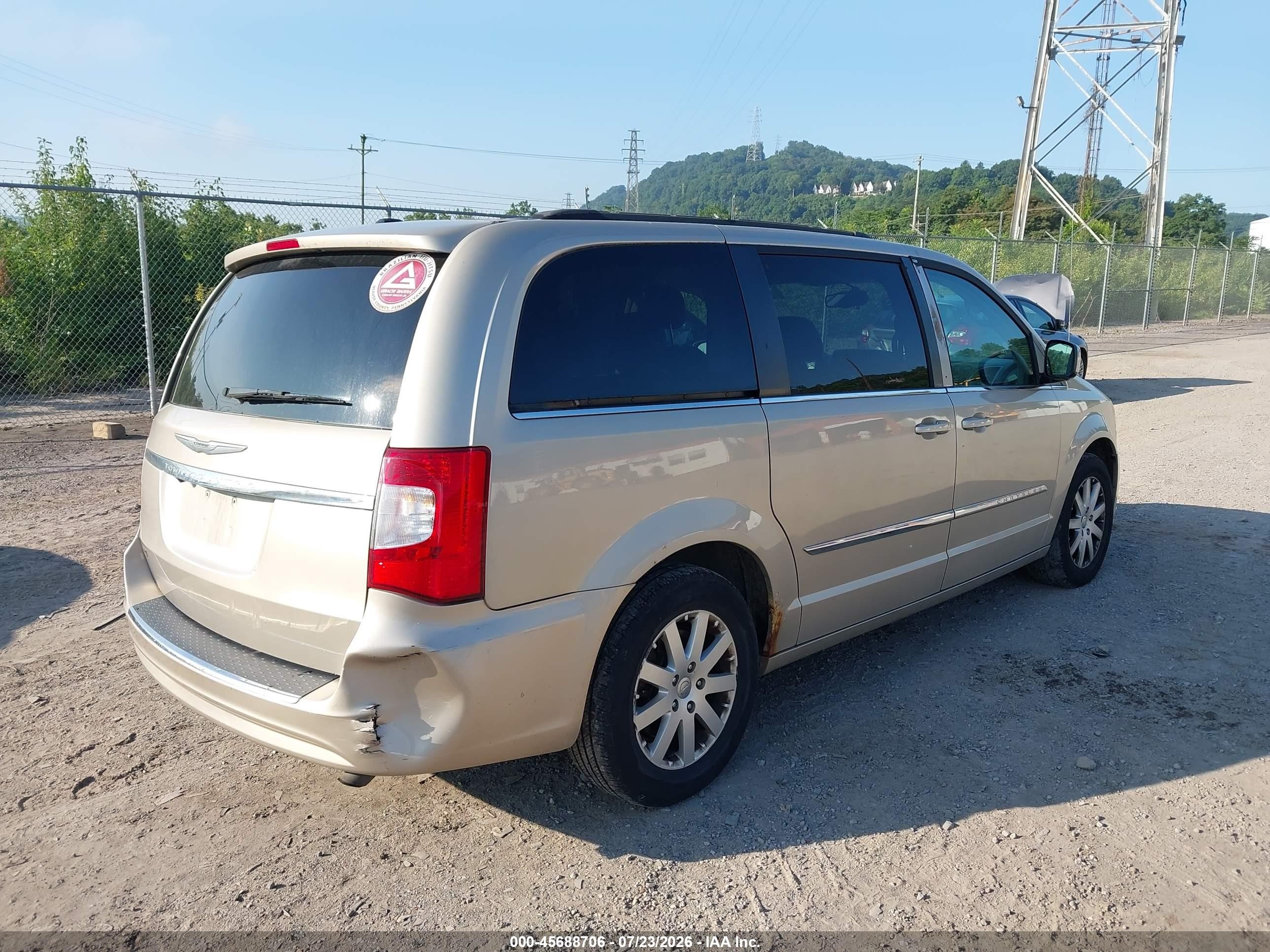 2014 Chrysler Town & Country Touring Бежевый vin: 2C4RC1BG1ER218623