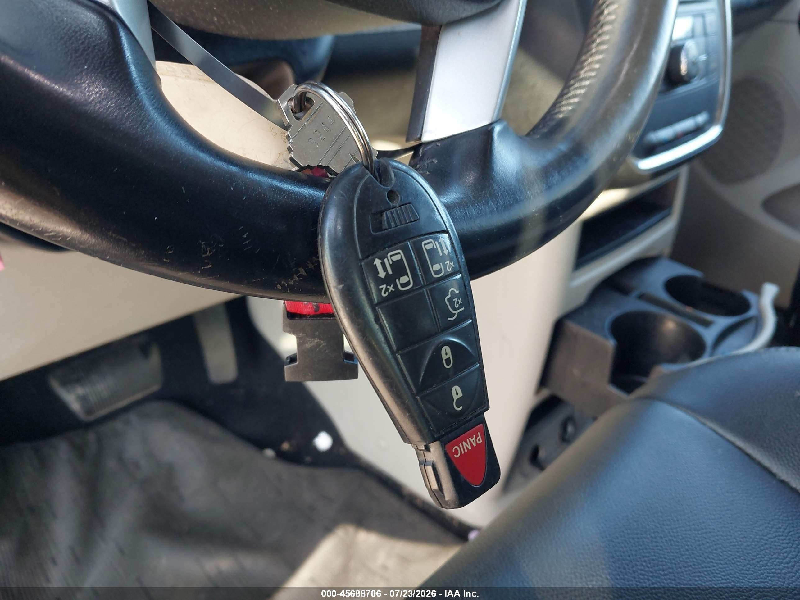 2014 Chrysler Town & Country Touring Бежевый vin: 2C4RC1BG1ER218623