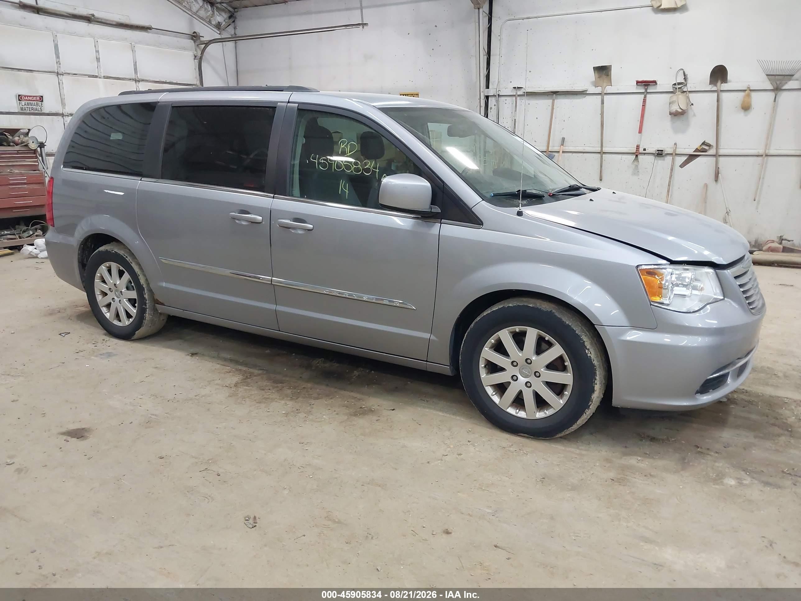 2014 Chrysler Town & Country Touring Silver vin: 2C4RC1BG1ER221439