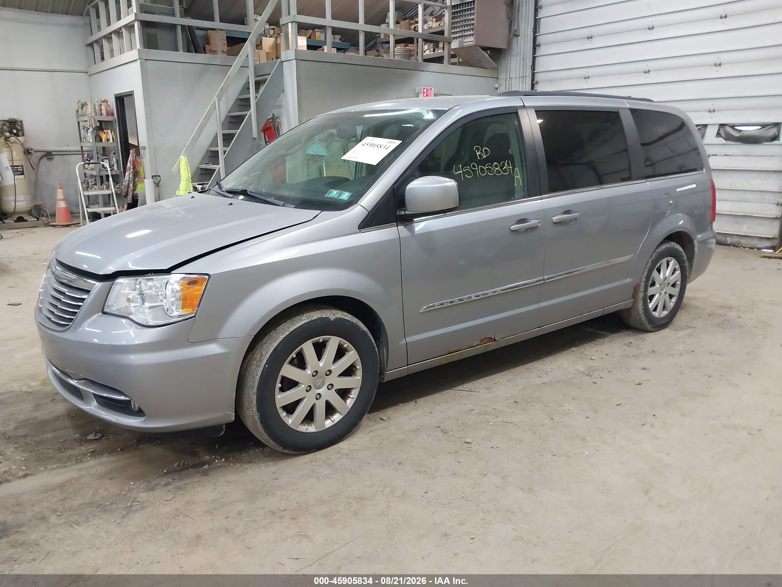 2014 Chrysler Town & Country Touring Серебряный vin: 2C4RC1BG1ER221439