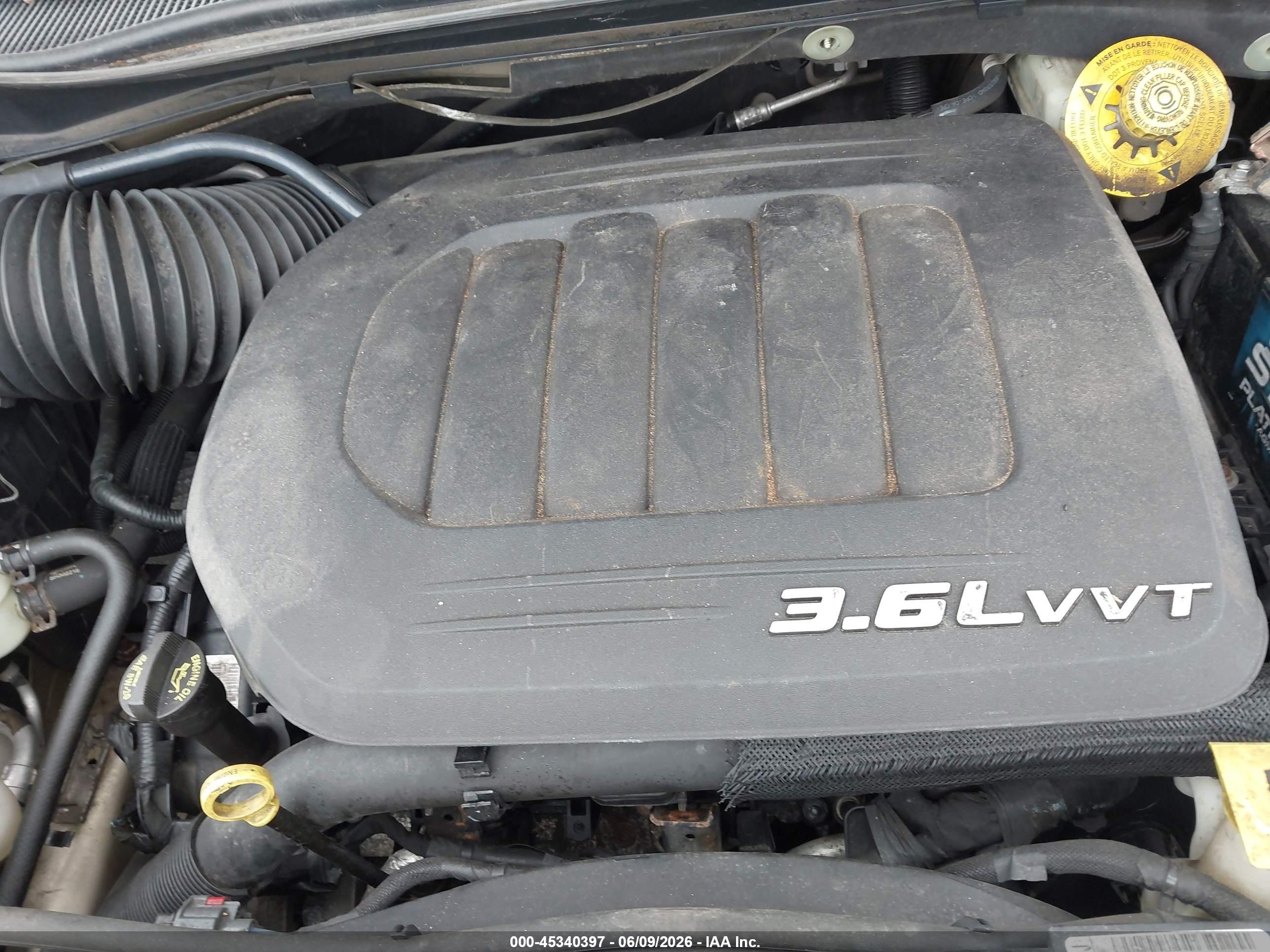 2014 Chrysler Town & Country Touring Золотой vin: 2C4RC1BG1ER251993